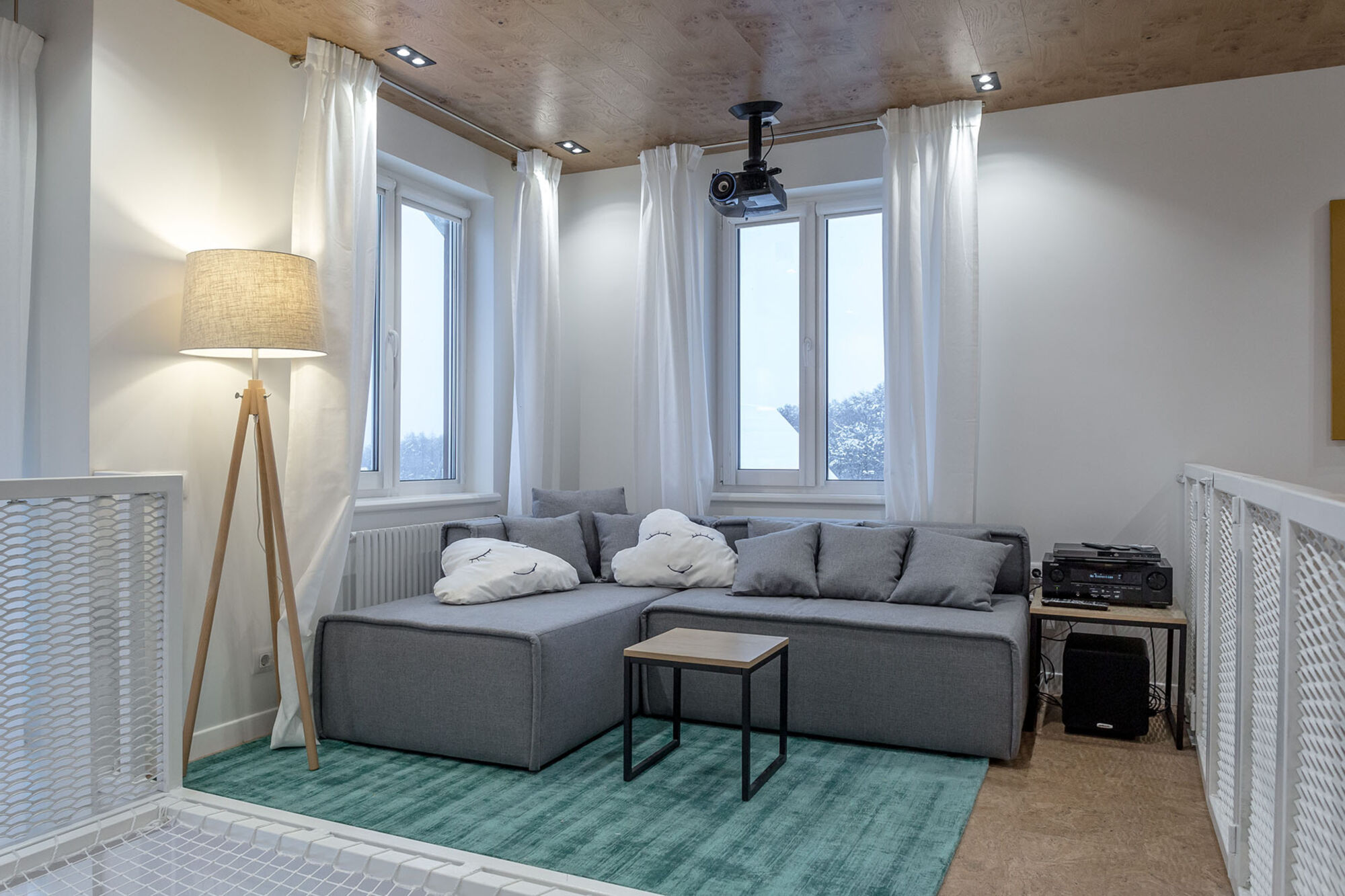 Картинка Торшер Maytoni Calvin Z177-FL-01-BR