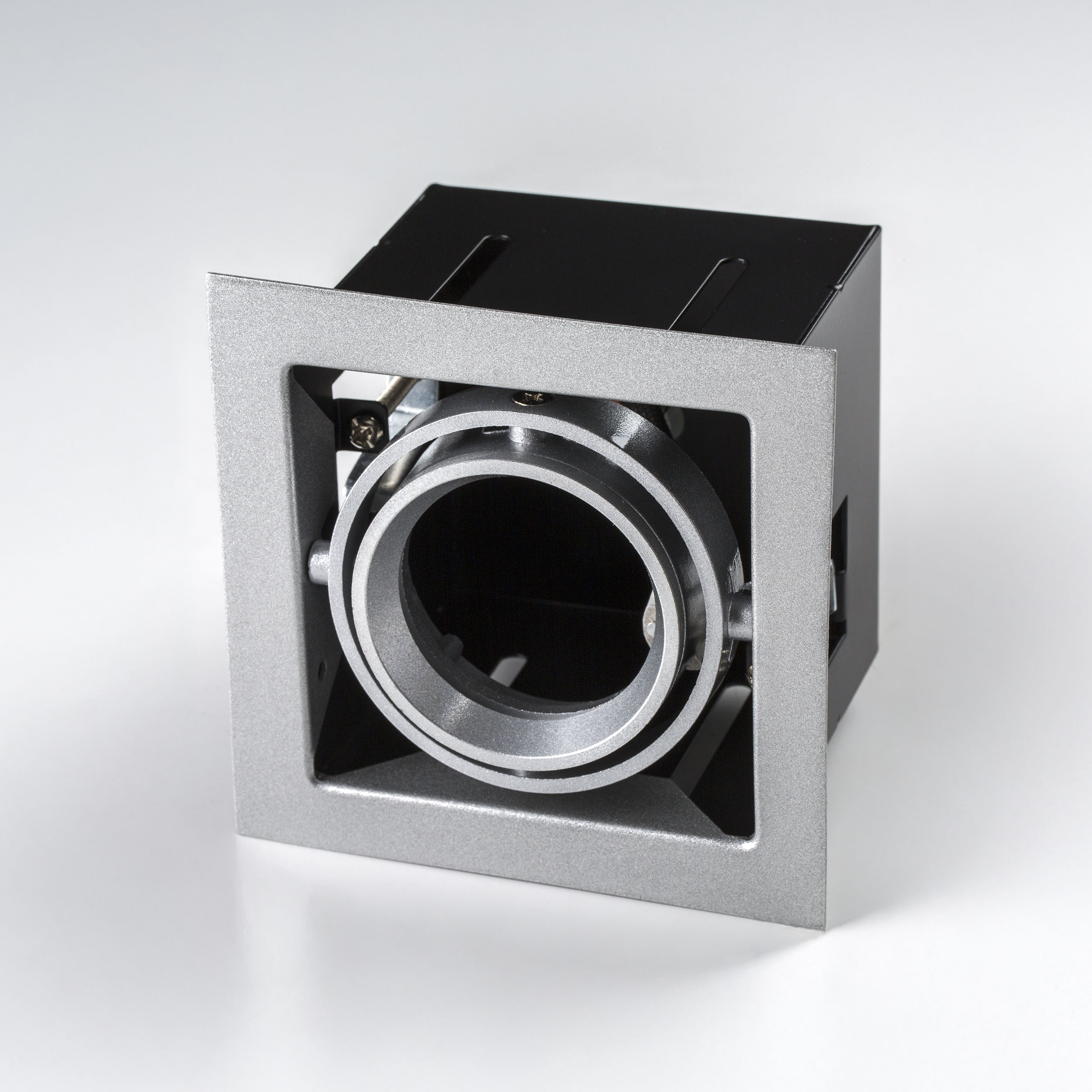 Дополнительная картинка Встраиваемый светильник Lightstar Cardano 214017