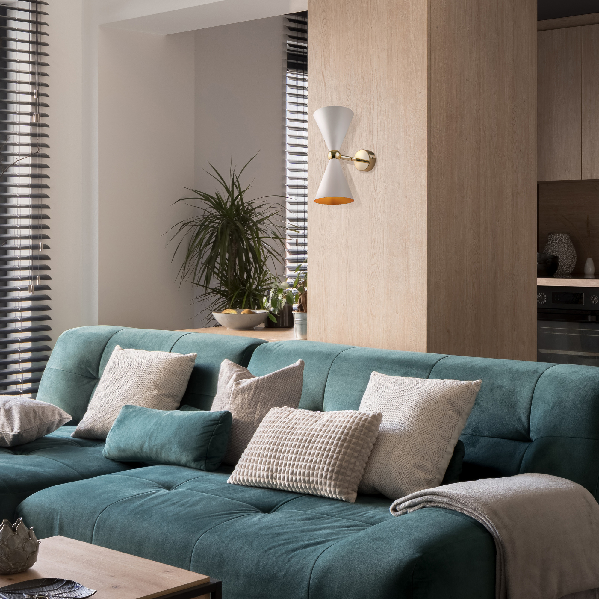 Дополнительная картинка Бра Maytoni MOD108WL-02WG