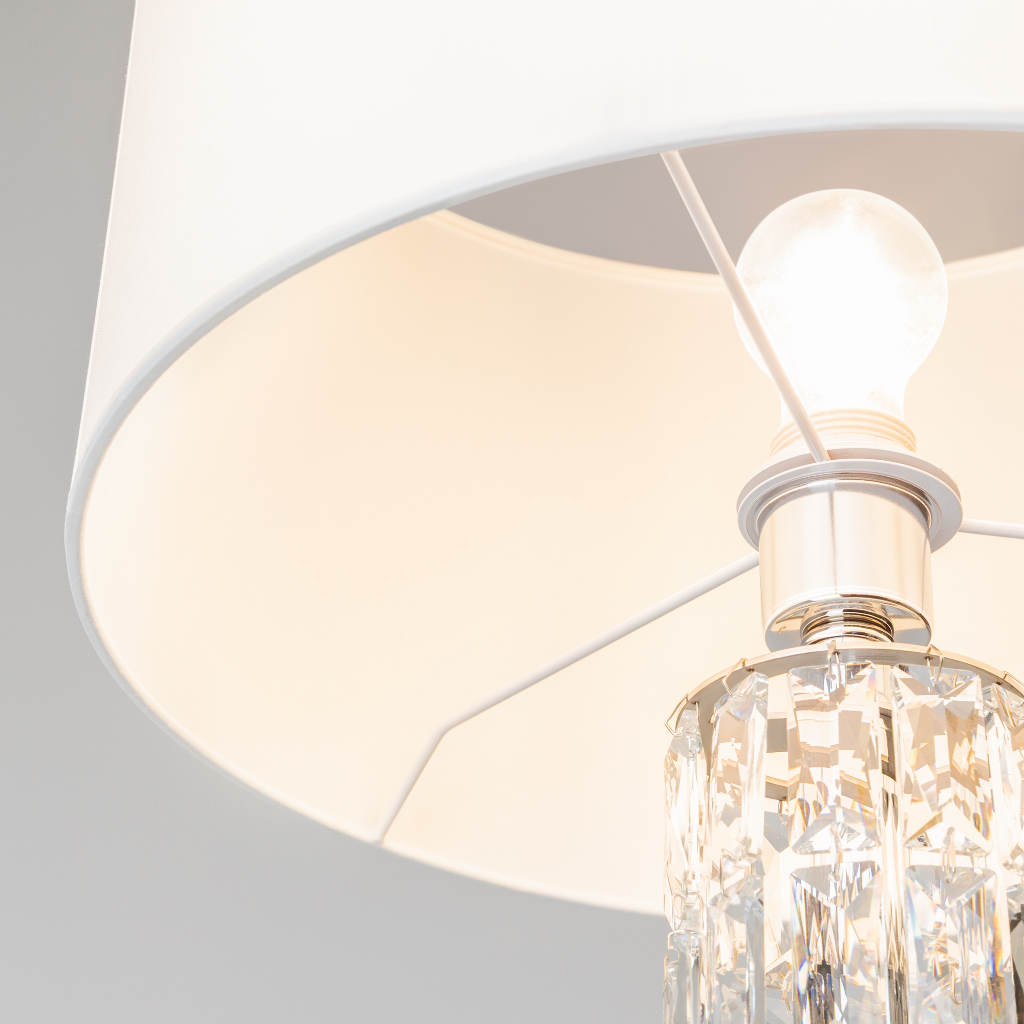 Дополнительная картинка Торшер Maytoni Talento DIA008FL-01CH