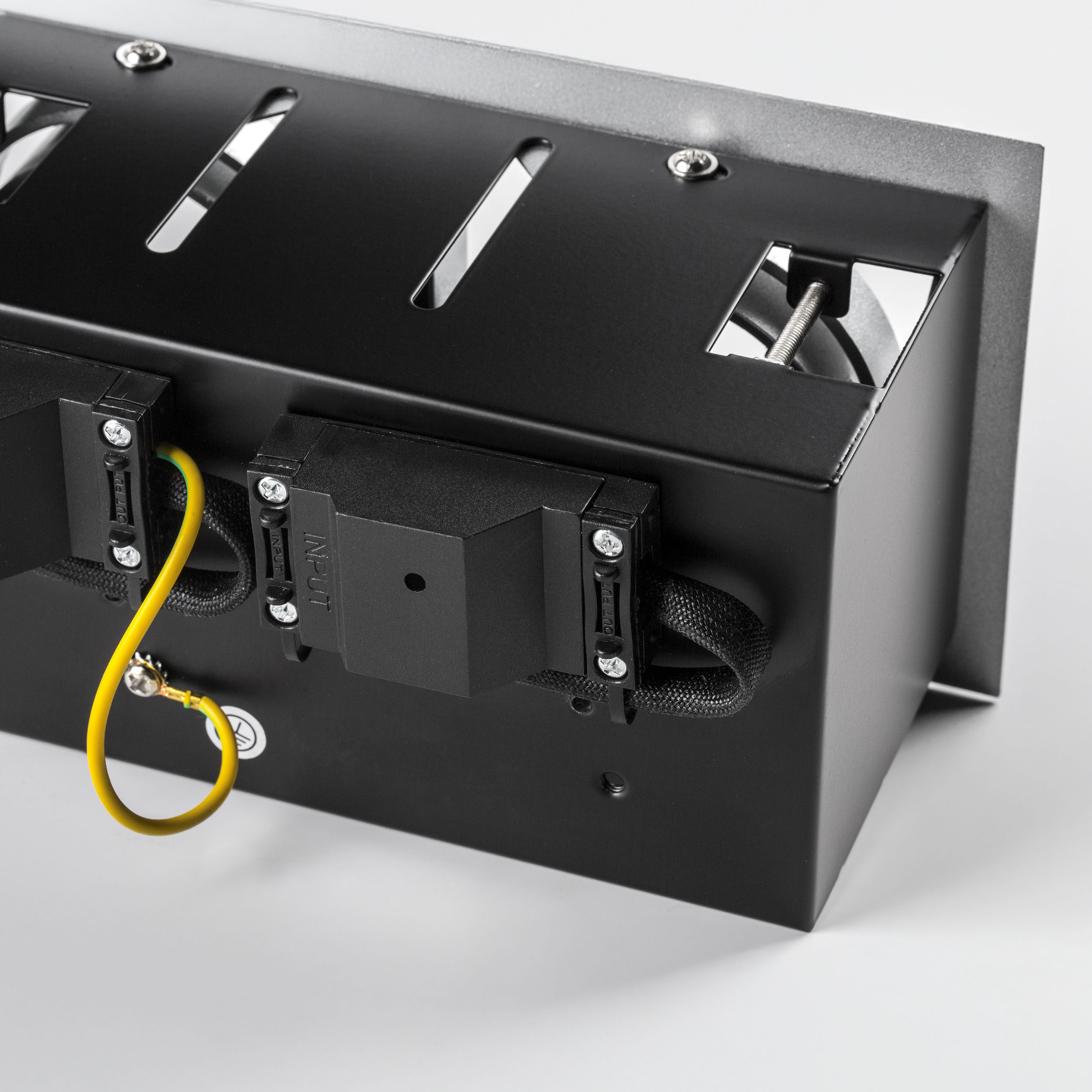 Дополнительная картинка Встраиваемый светильник Lightstar Cardano 214027