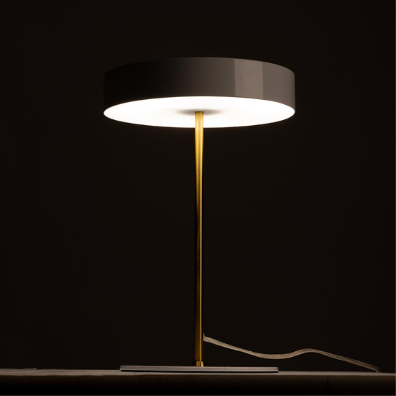 Дополнительная картинка Настольный светильник Arte Lamp ELNATH A5038LT-3WH