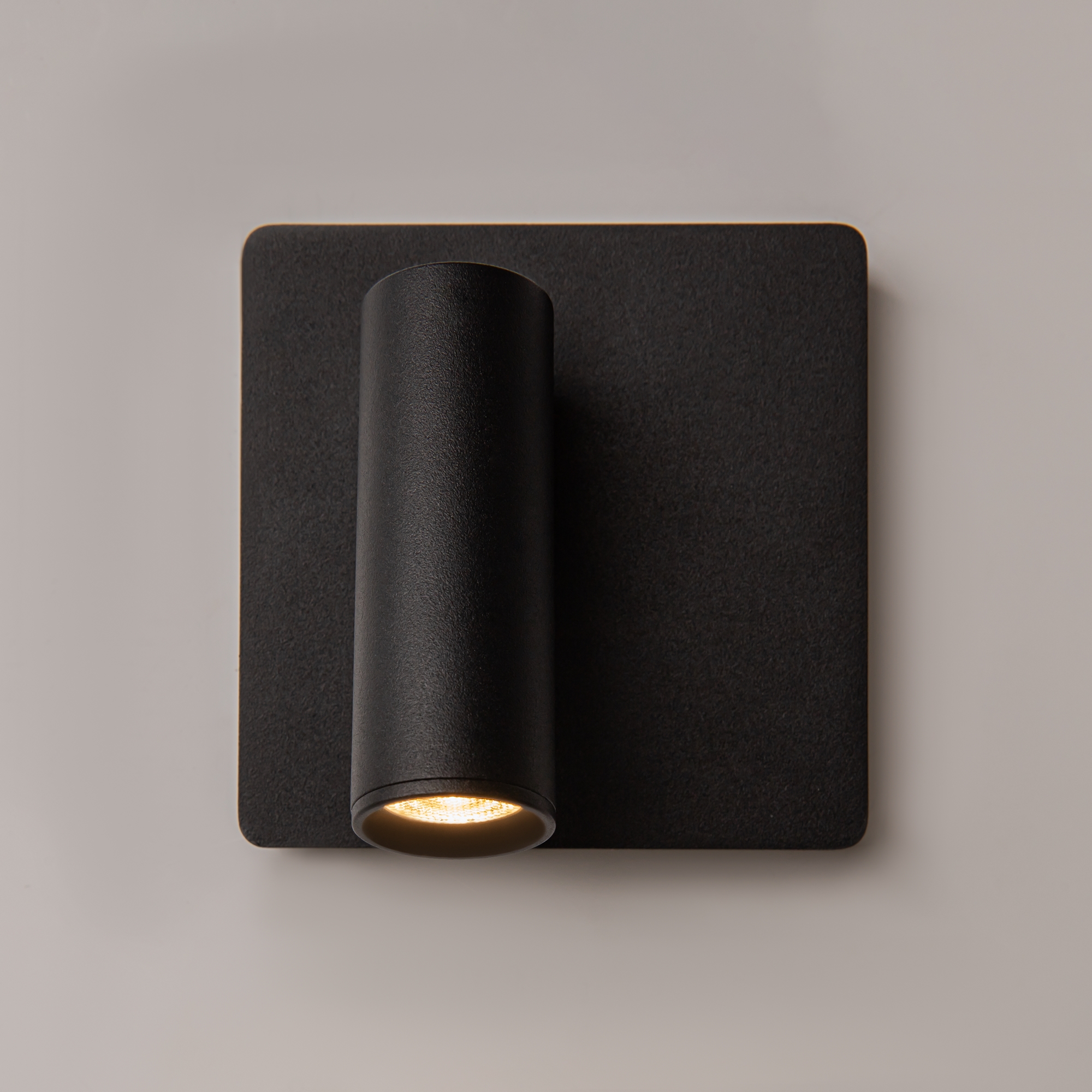 Дополнительная картинка Бра Maytoni Mirax C040WL-L3B3K