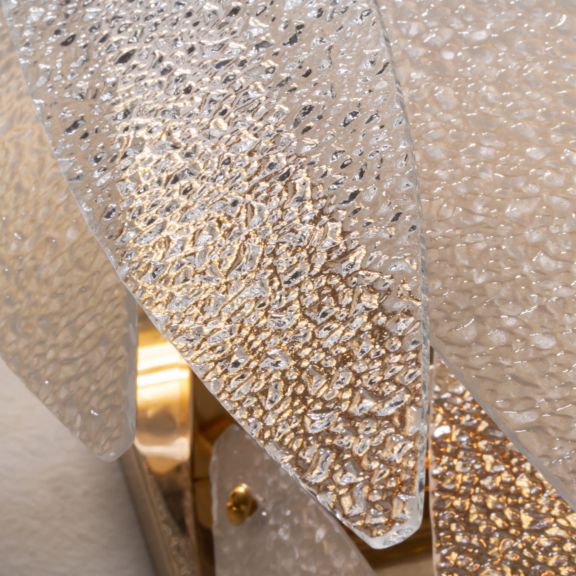 Дополнительная картинка Настенный светильник (бра) Freya FR5217WL-02FG