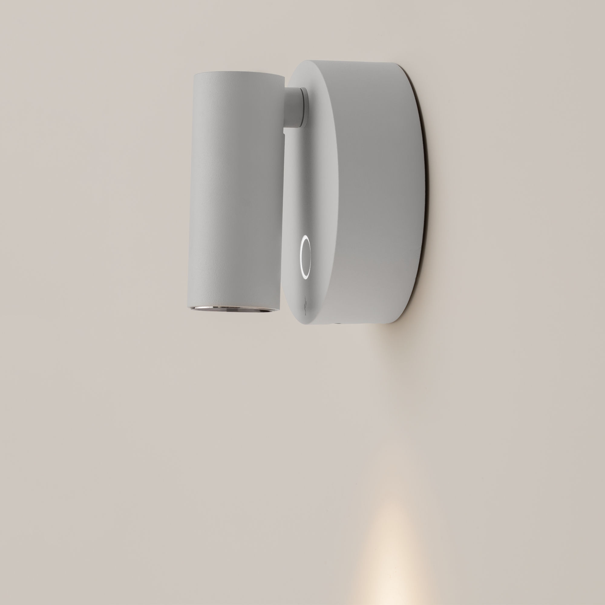 Дополнительная картинка Настенный светильник (бра) Technical C079WL-L3W3K