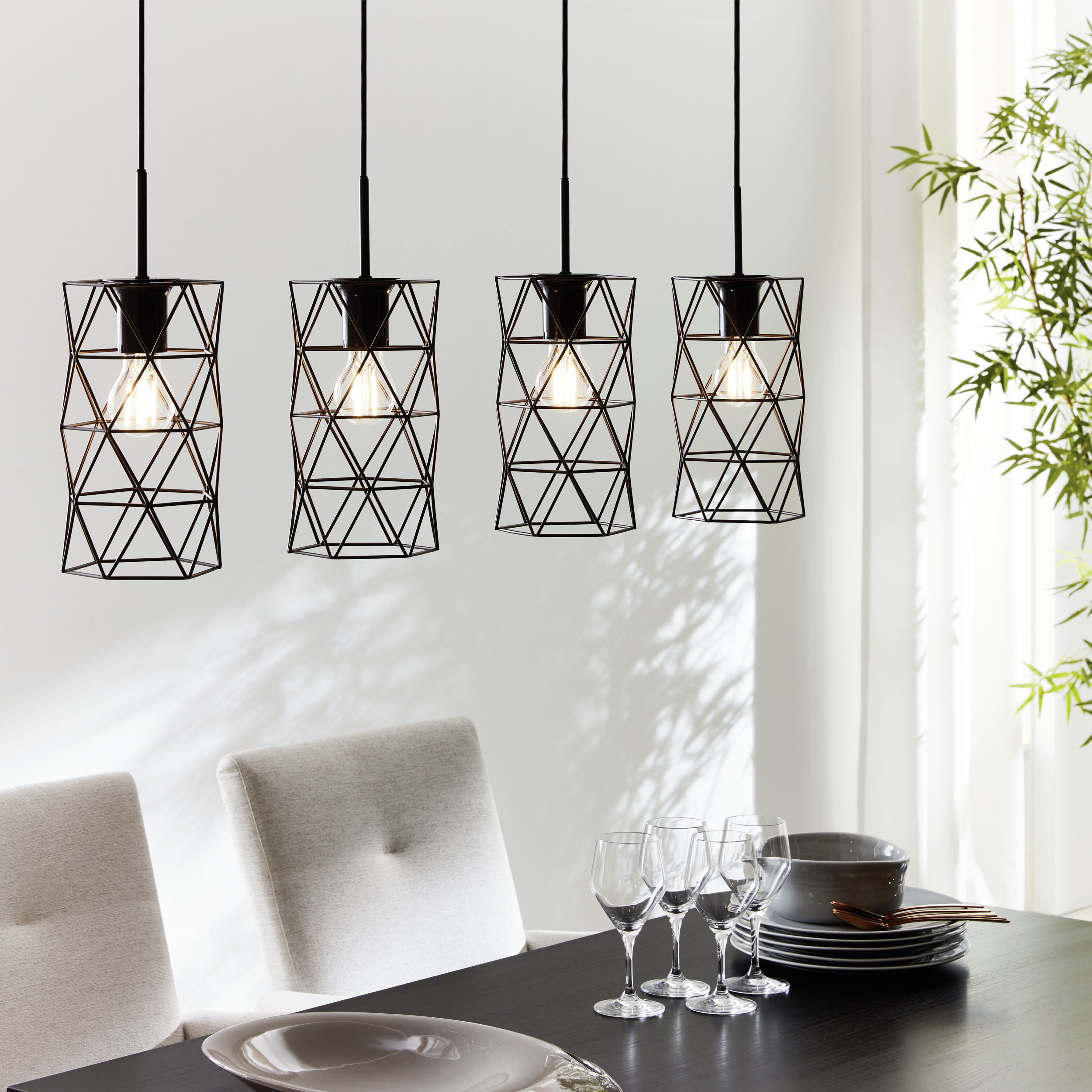 Картинка Подвесной светильник Eglo Estevau 97066