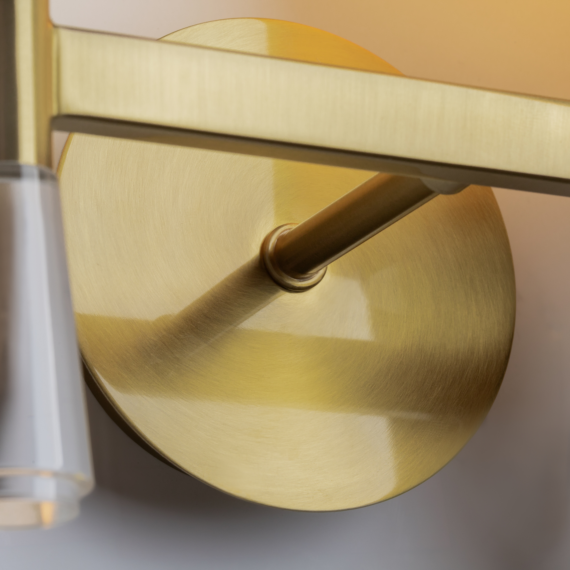 Дополнительная картинка Настенный светильник (бра) Freya FR2031WL-02BS