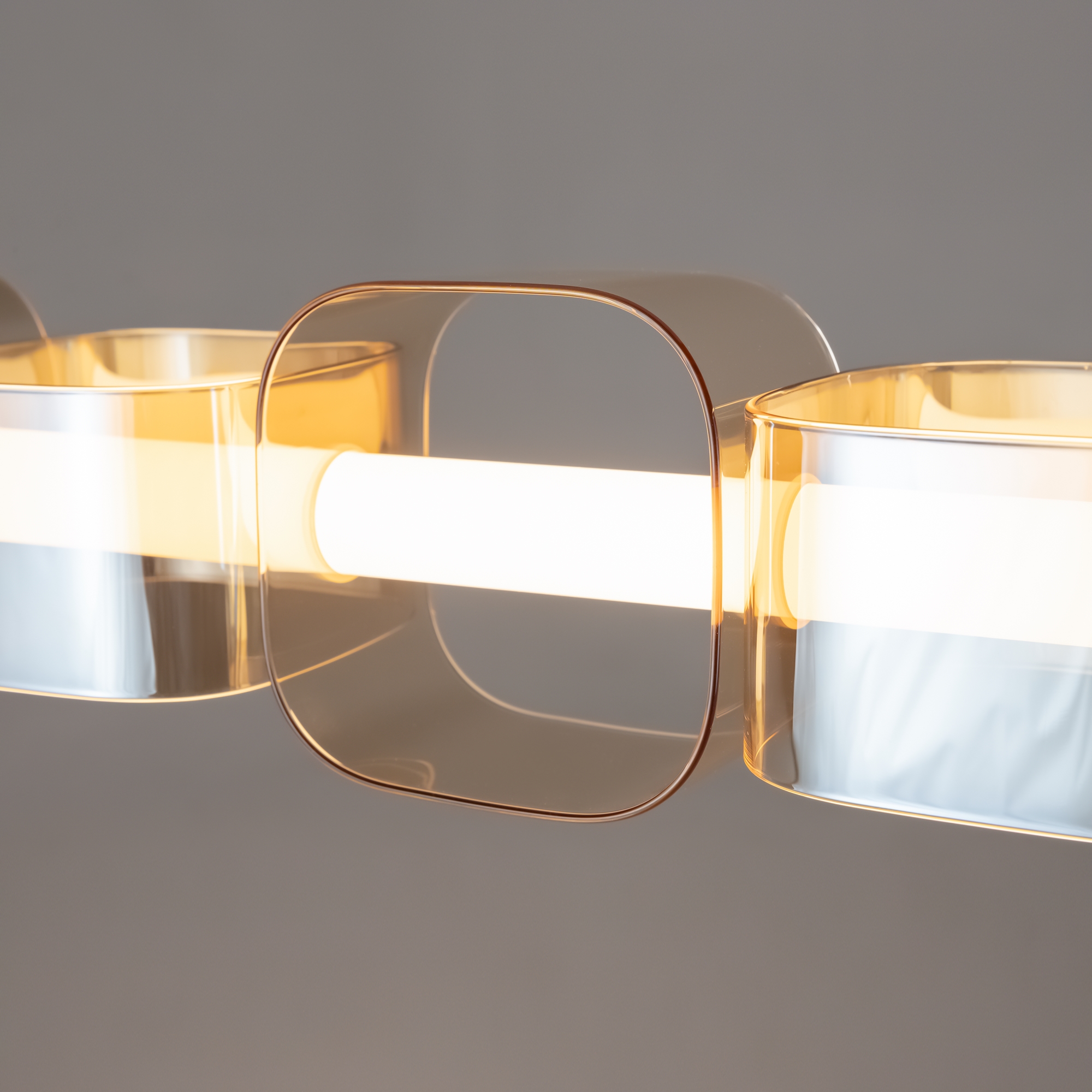 Дополнительная картинка Подвесной светильник Maytoni MOD381PL-L45B3K