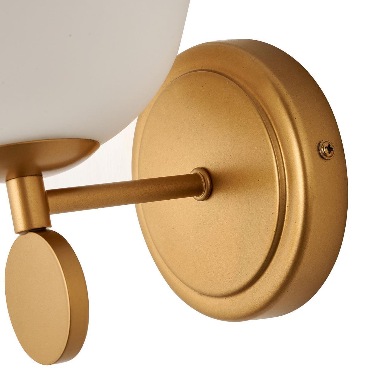 Дополнительная картинка Бра Favourite Absolute 2928-1W