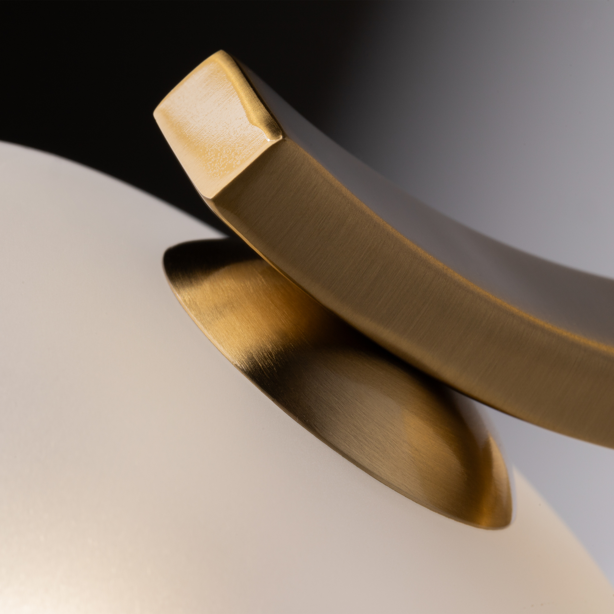 Дополнительная картинка Настенный светильник (бра) Freya FR5444WL-01BS