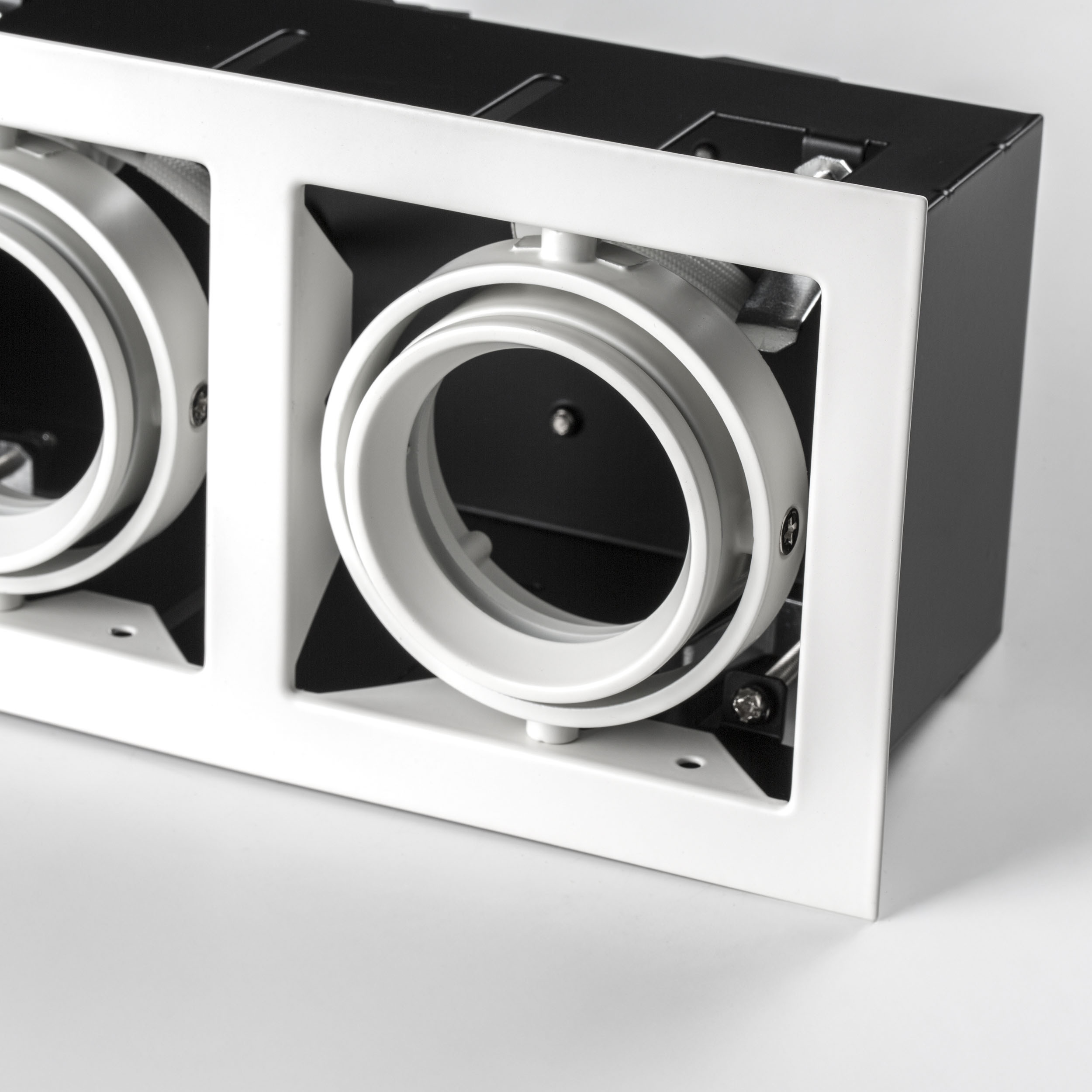 Дополнительная картинка Встраиваемый светильник Lightstar Cardano 214020