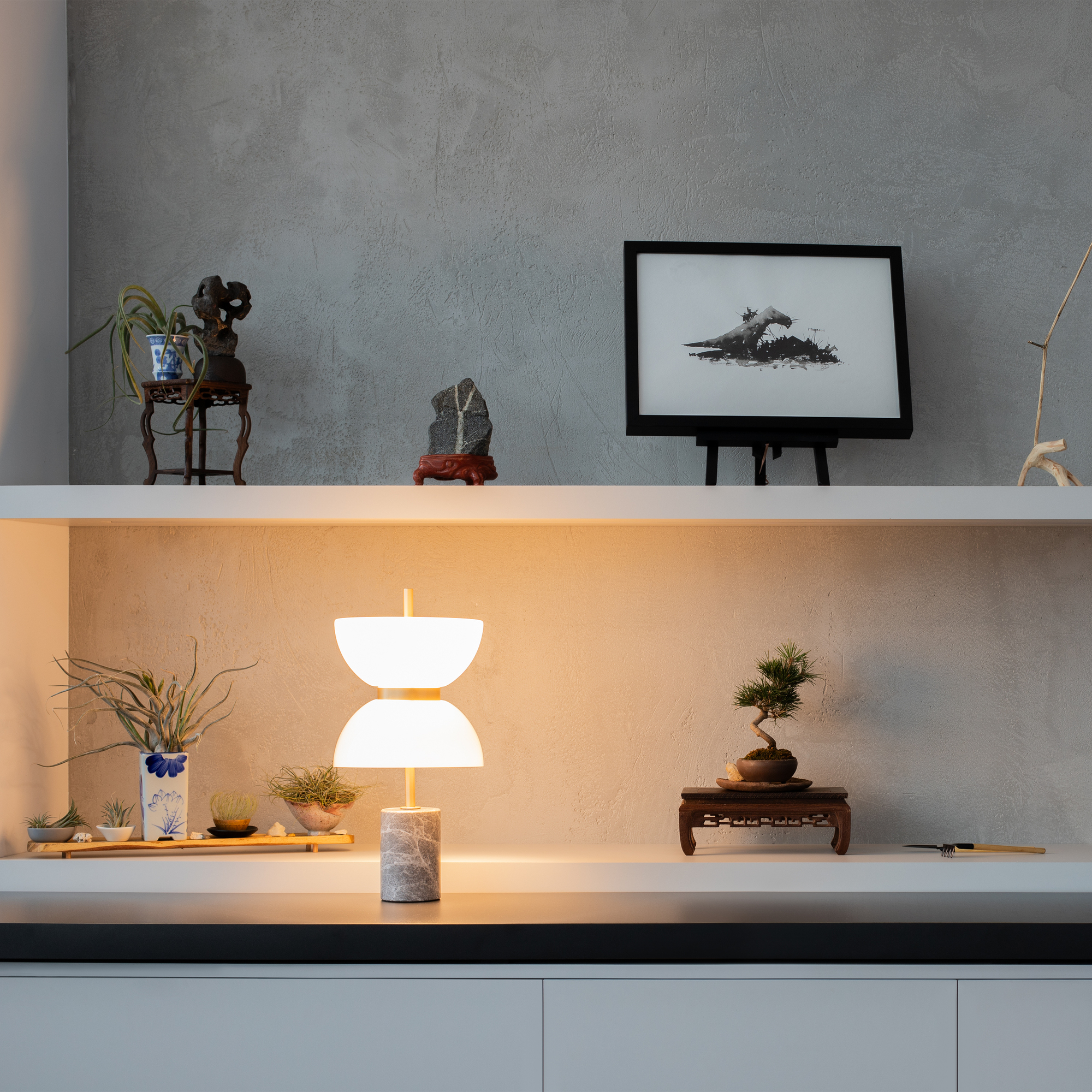 Картинка Настольный светильник Maytoni MOD178TL-L11GR3K