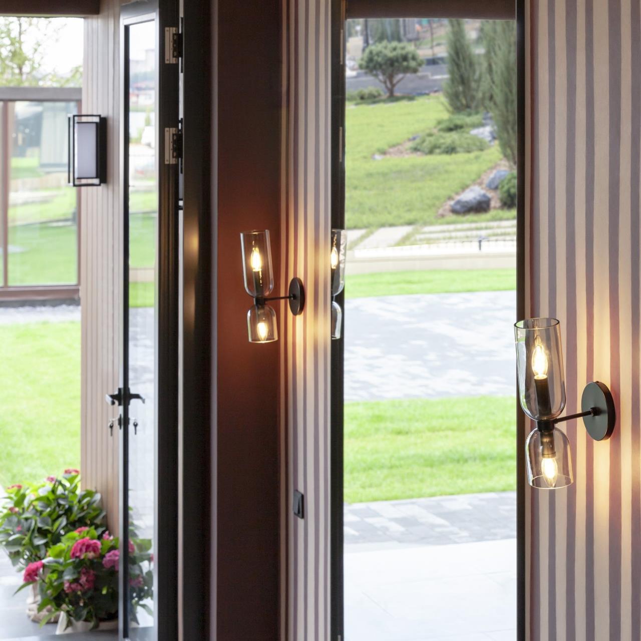 Картинка Бра Favourite Amusing 2877-1W