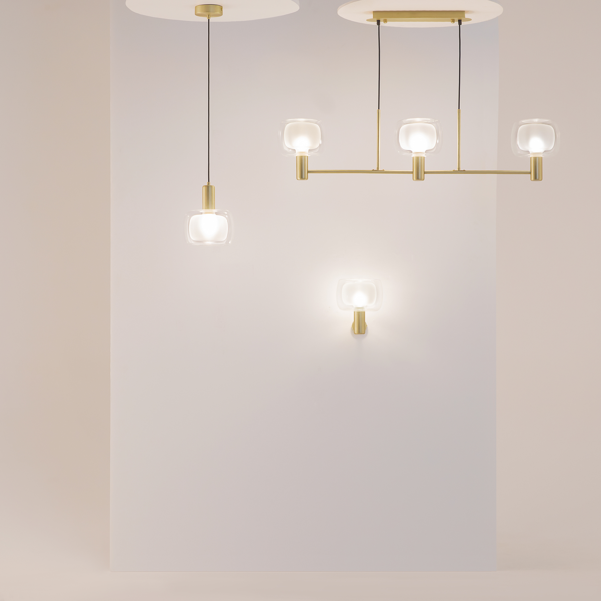 Дополнительная картинка Подвесной светильник Maytoni MOD411PL-01G