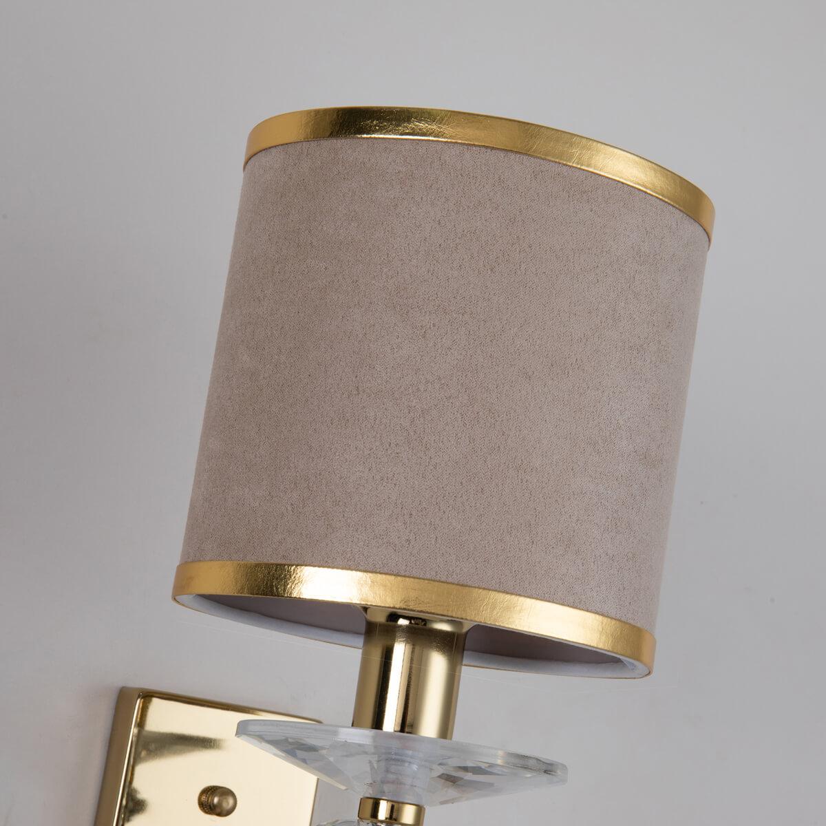 Дополнительная картинка Бра Favourite Rocca 2689-1W