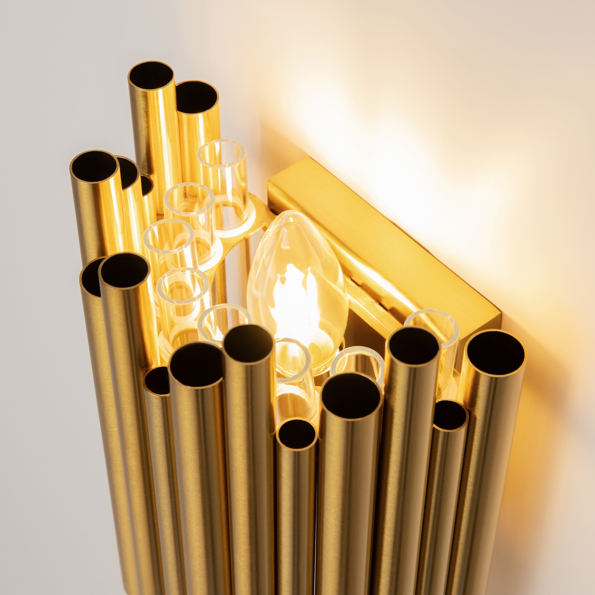 Дополнительная картинка Бра Maytoni MOD135WL-01BS