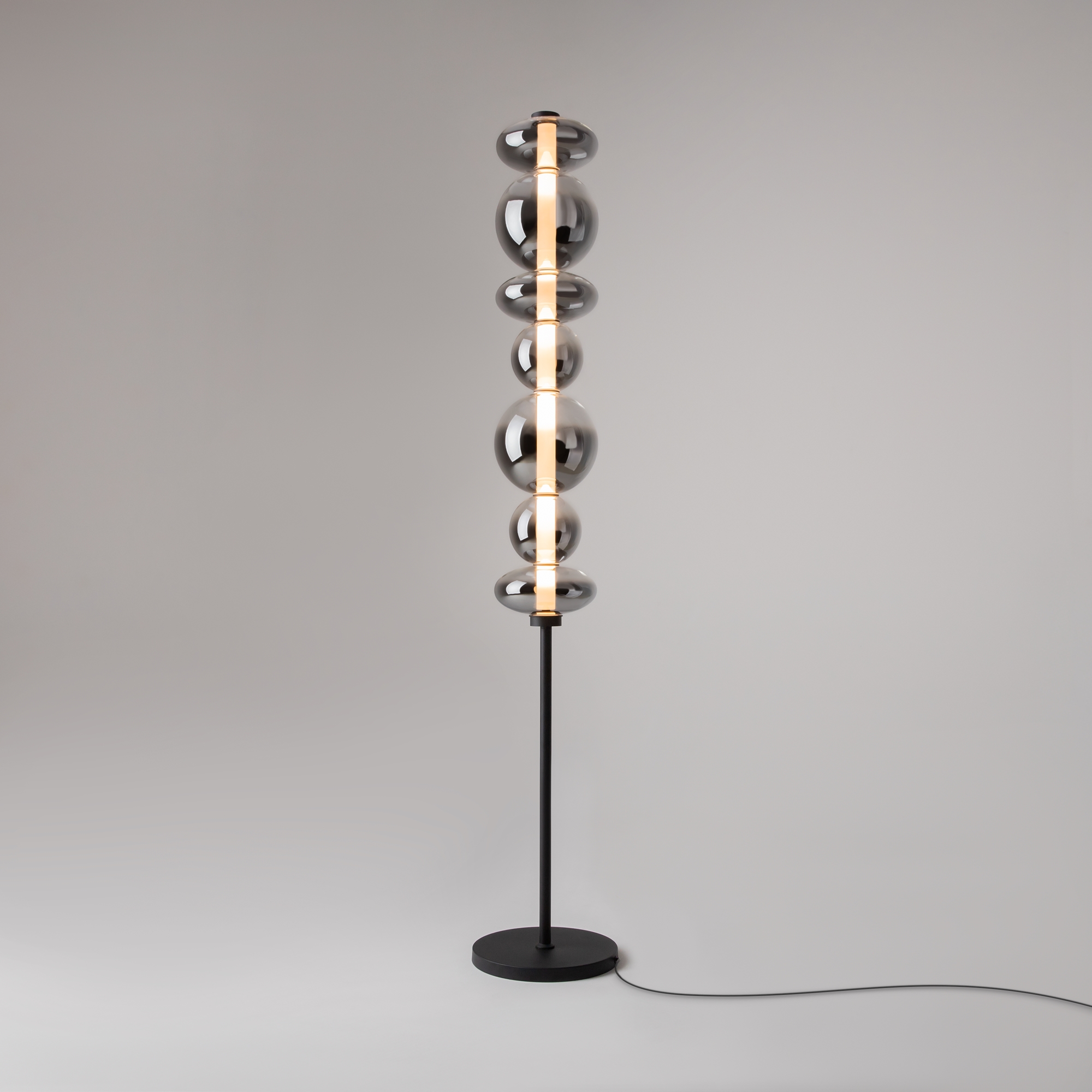 Картинка Напольный светильник (торшер) Maytoni MOD307FL-L40B3K