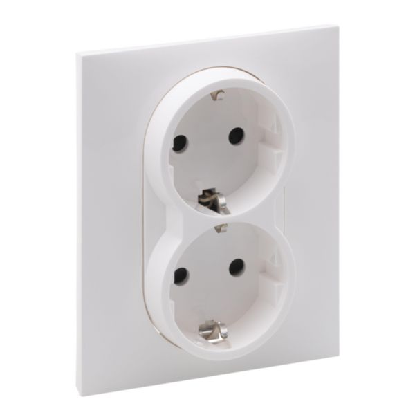 Розетка Legrand SUNO 721126