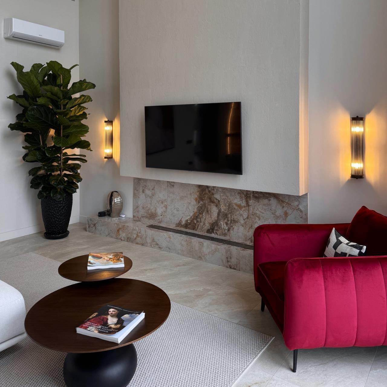 Дополнительная картинка Настенный светильник Trompa 4093-2W