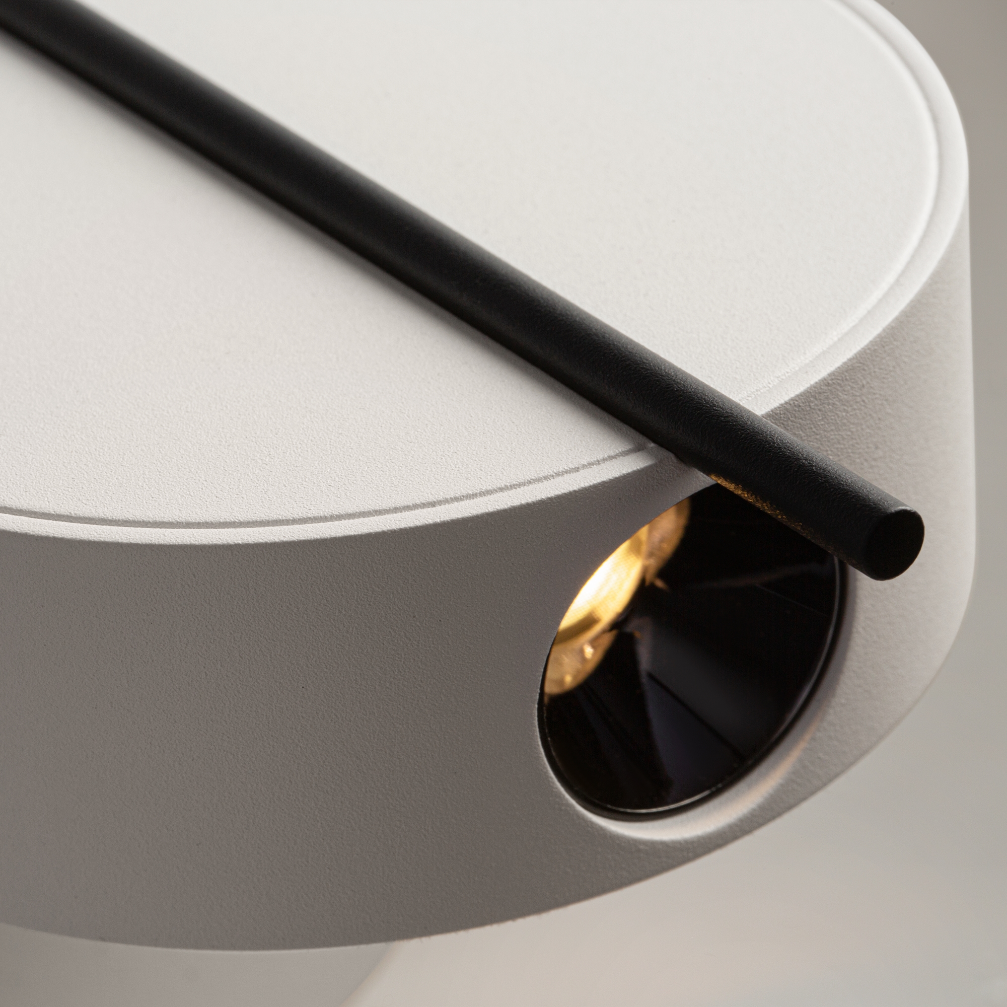 Дополнительная картинка Настенный светильник (бра) Maytoni MOD180WL-L4W3K