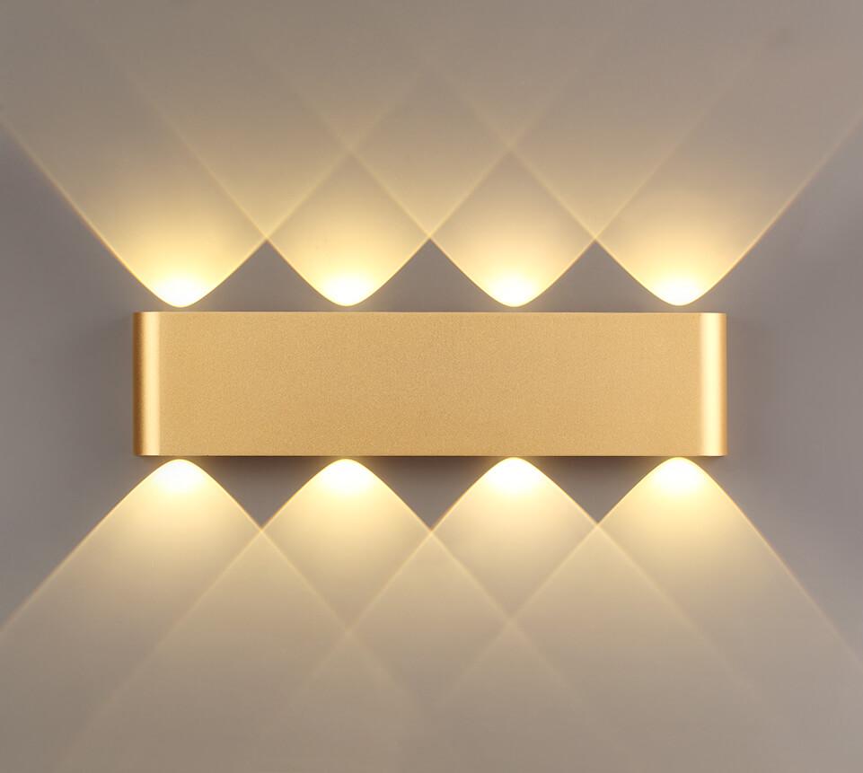 Картинка Настенный светодиодный светильник Odeon Light Hightech Magnum 3893/8WL