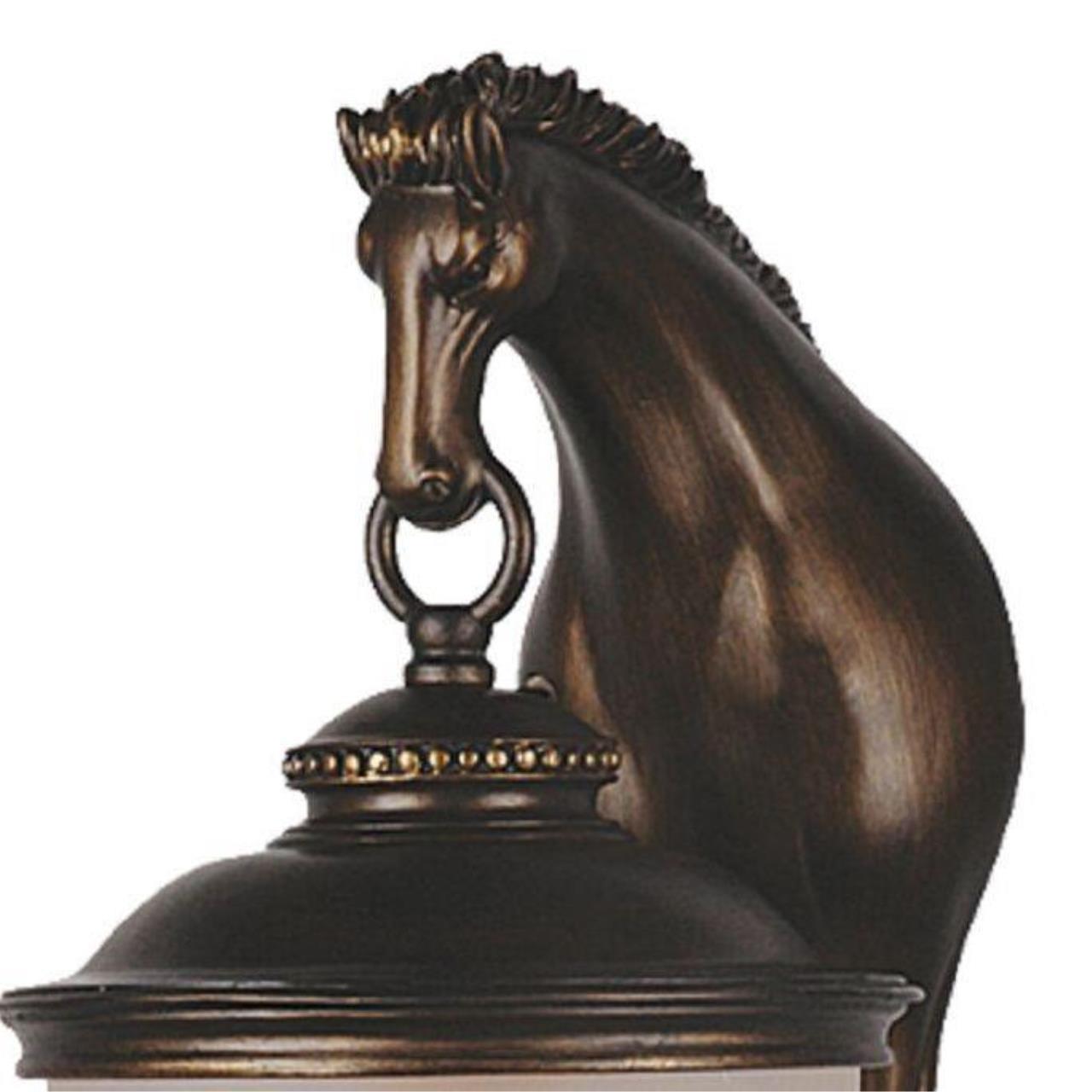 Дополнительная картинка Уличный настенный светильник Favourite Guards 1335-1W
