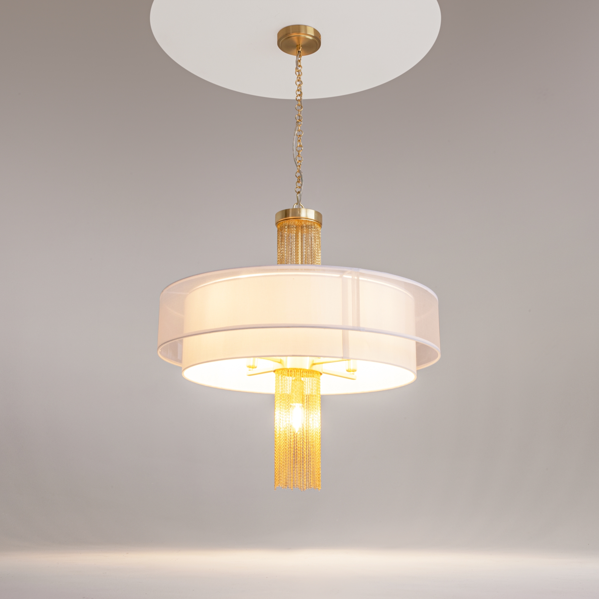 Дополнительная картинка Подвесной светильник Maytoni MOD151PL-05G