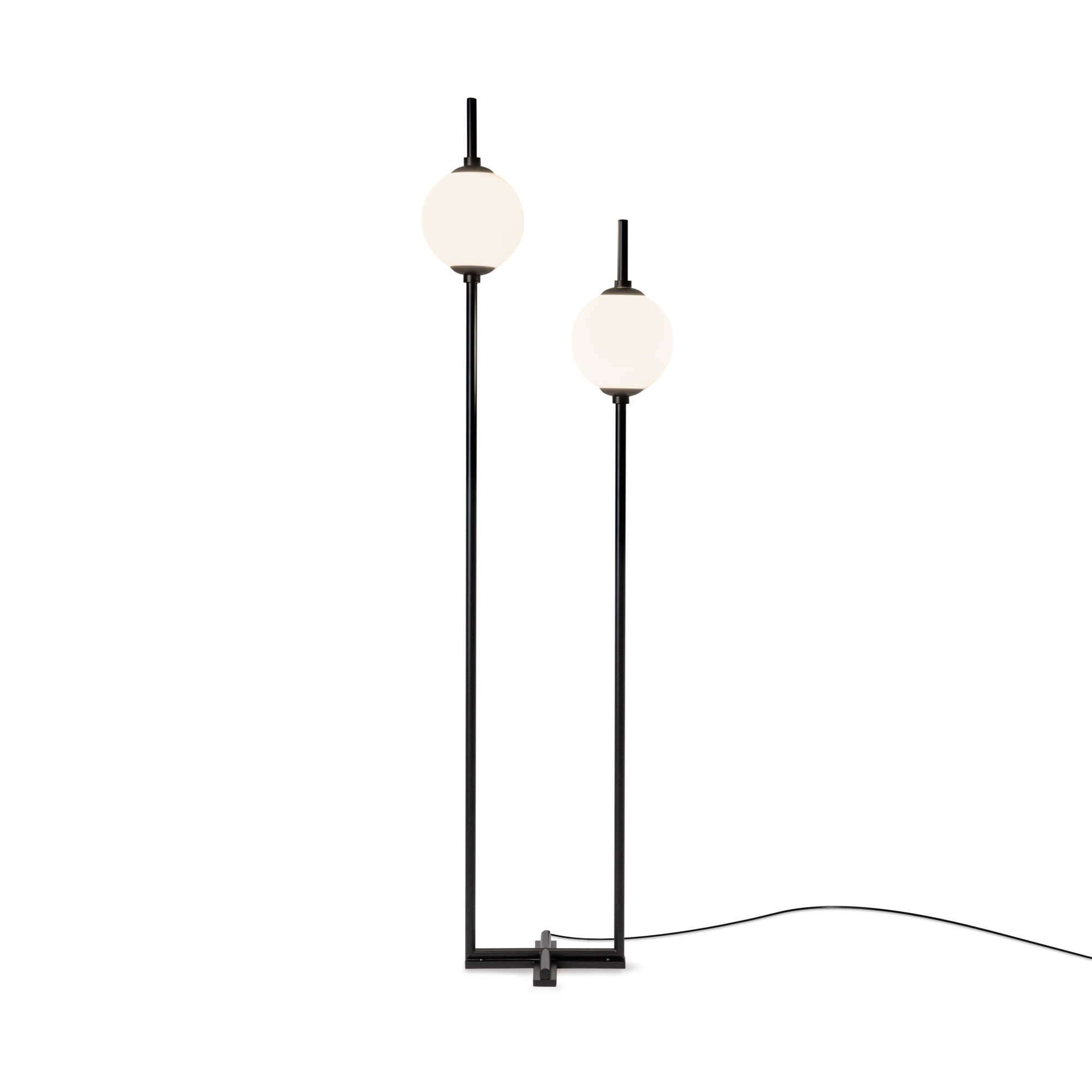 Картинка Напольный светильник (торшер) Maytoni Z020FL-L12BK