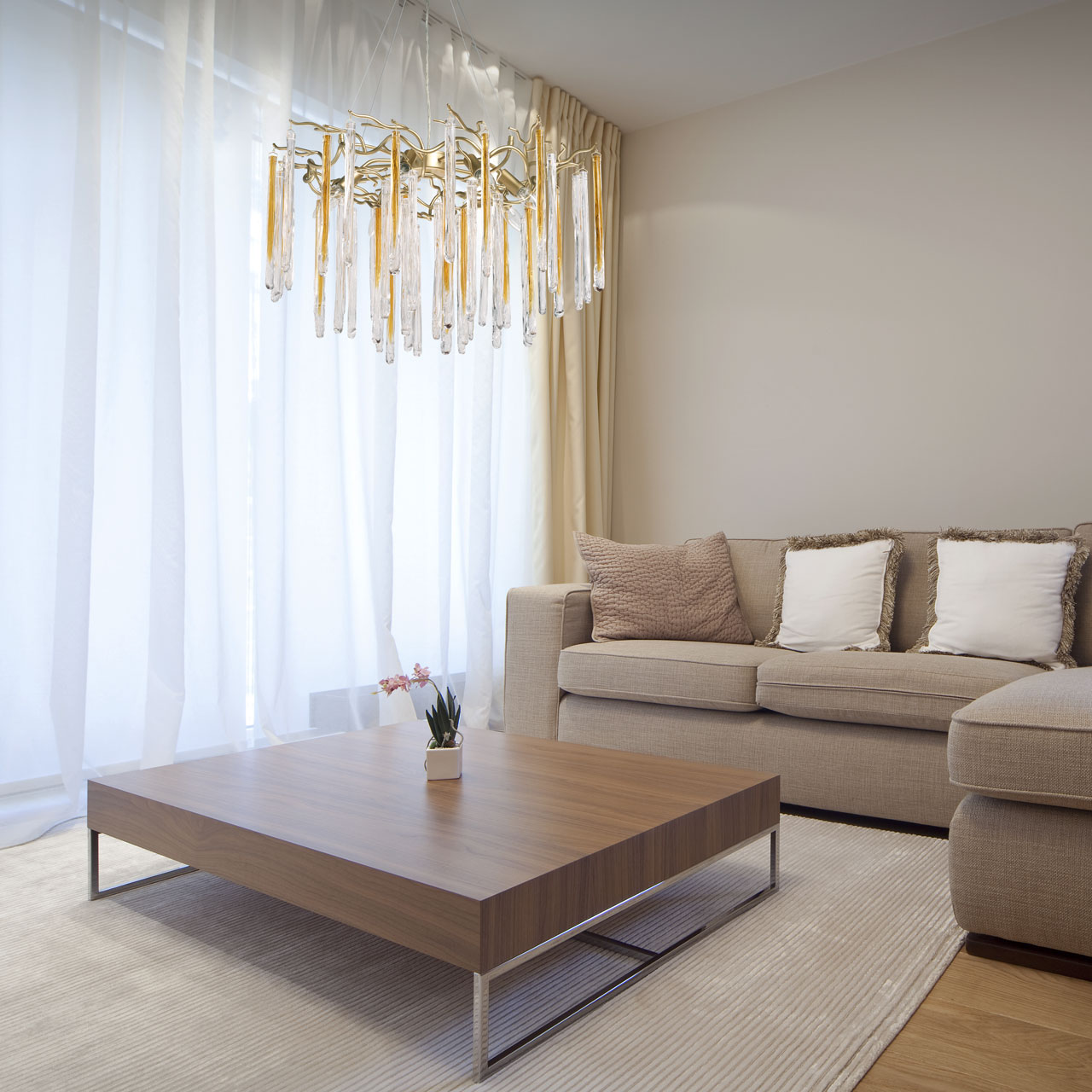 Дополнительная картинка Люстра MW-Light Лайма 467010808