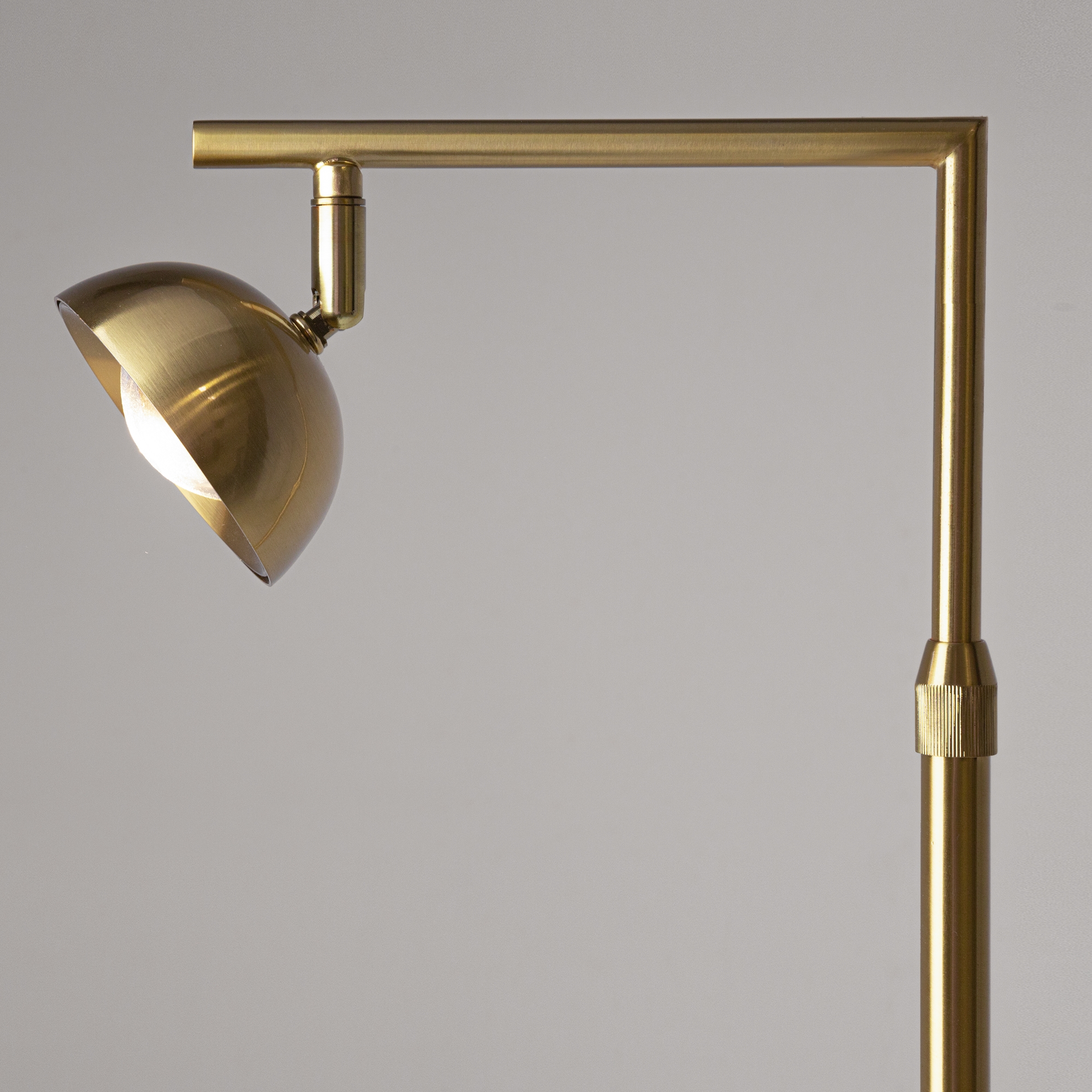 Картинка Напольный светильник (торшер) Maytoni MOD372FL-L10BS3K