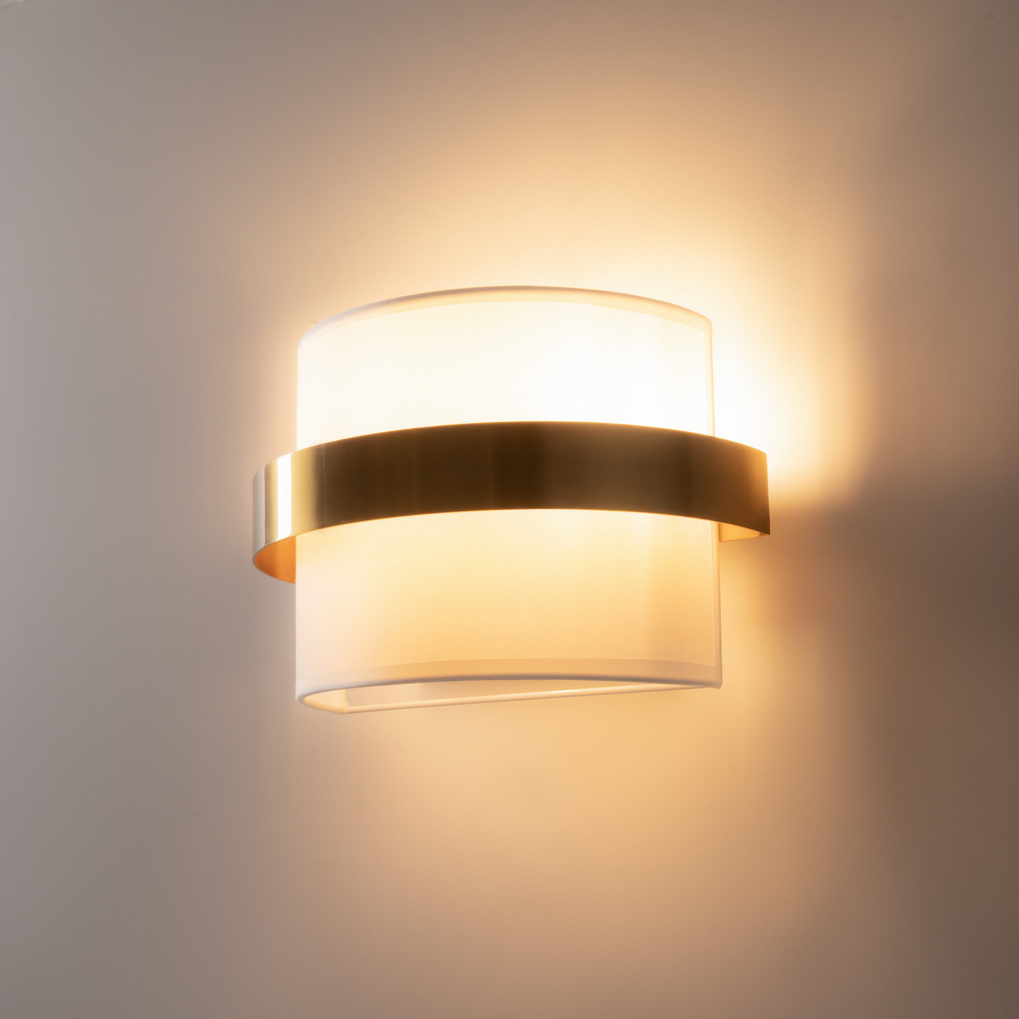 Дополнительная картинка Настенный светильник Freya FR5367WL-02BS