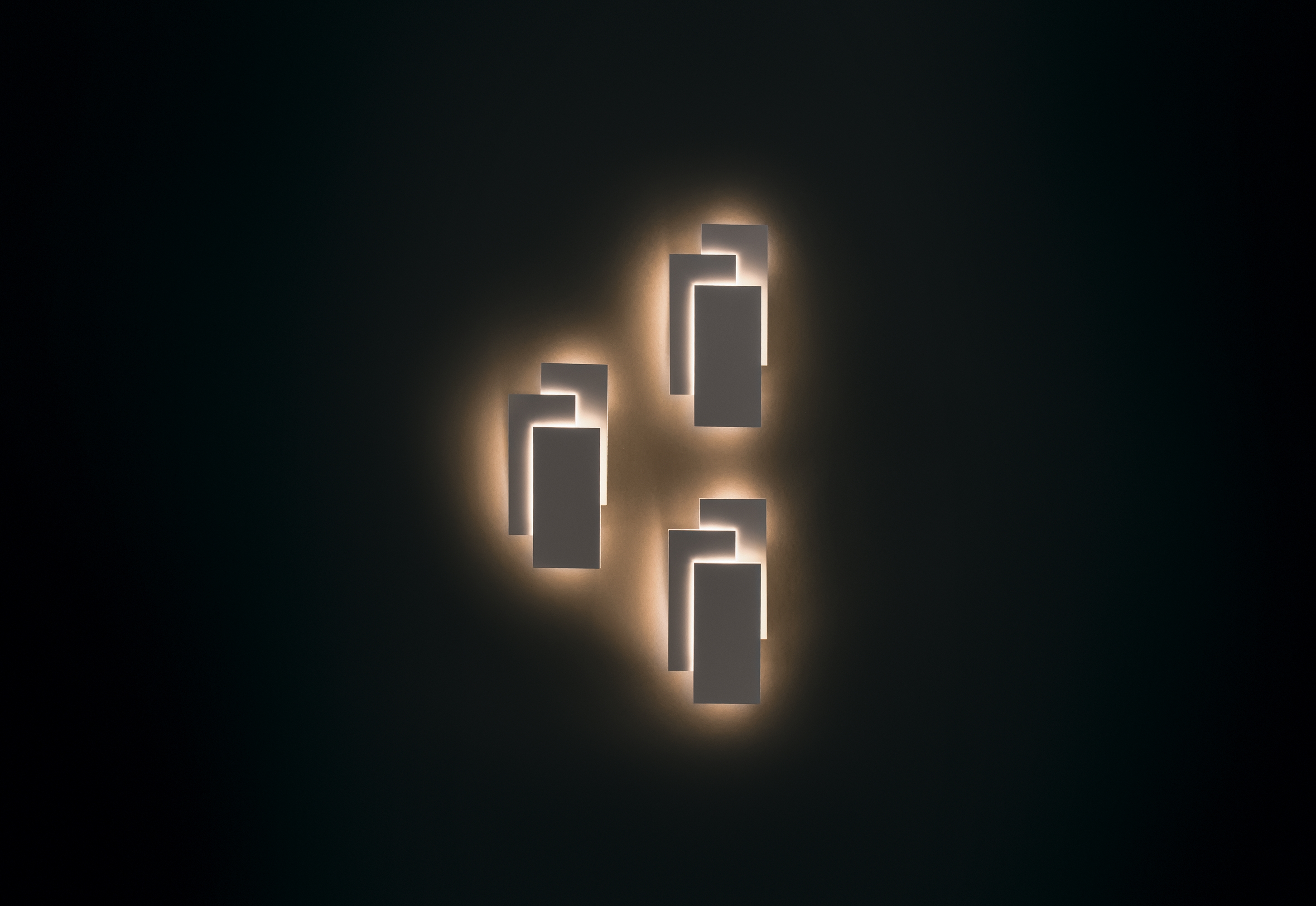 Картинка Настенный светодиодный светильник Maytoni Trame C804WL-L12W