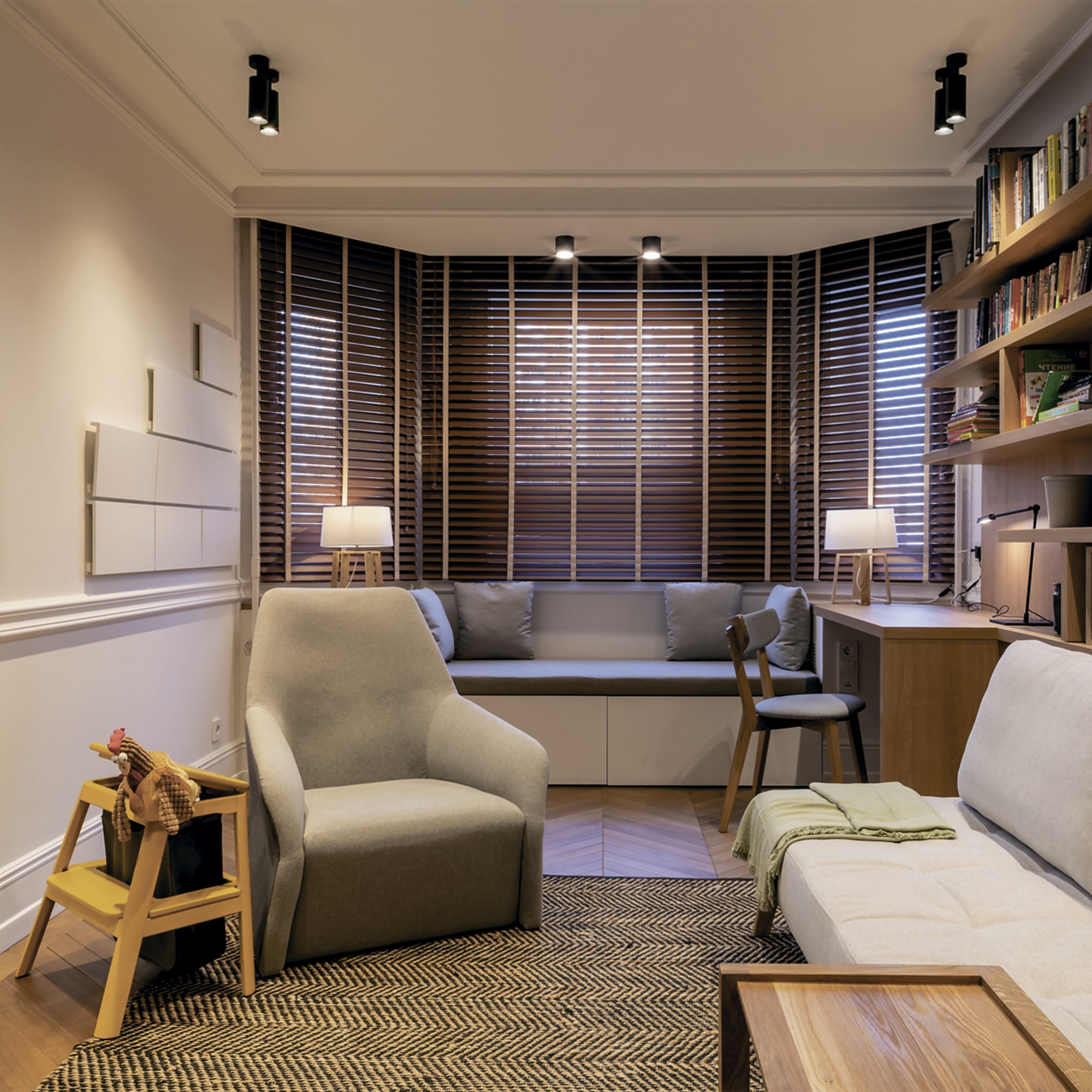 Картинка Спот C017CW-01B