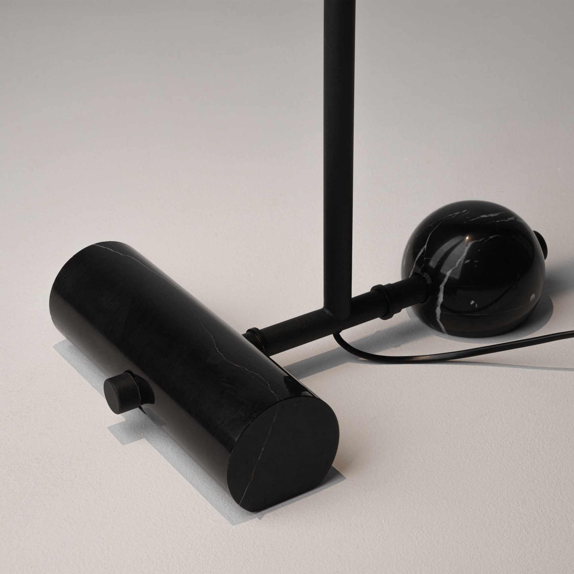 Дополнительная картинка Напольный светильник (торшер) Pikant MOD372FL-L10B3K