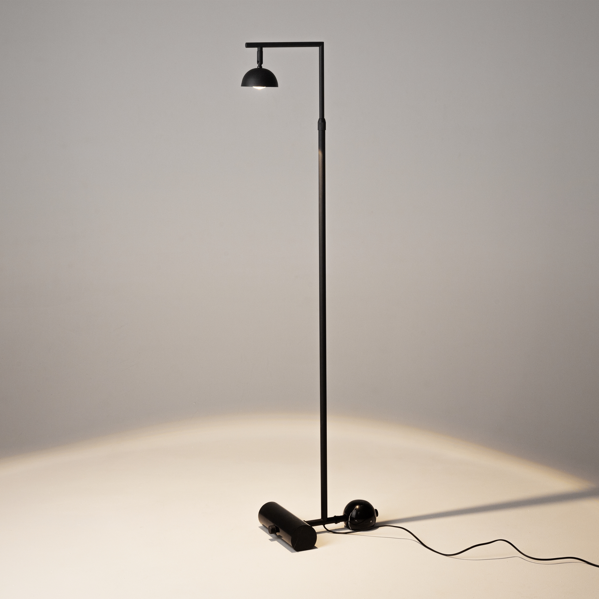 Картинка Напольный светильник (торшер) Pikant MOD372FL-L10B3K