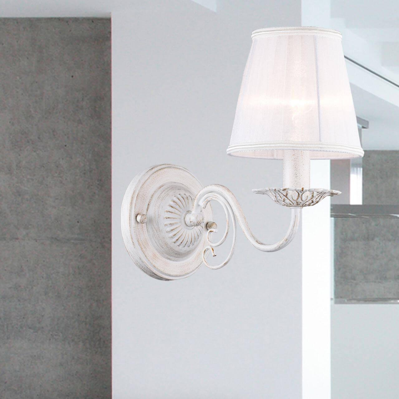 Дополнительная картинка Бра Favourite Malta 1730-1W