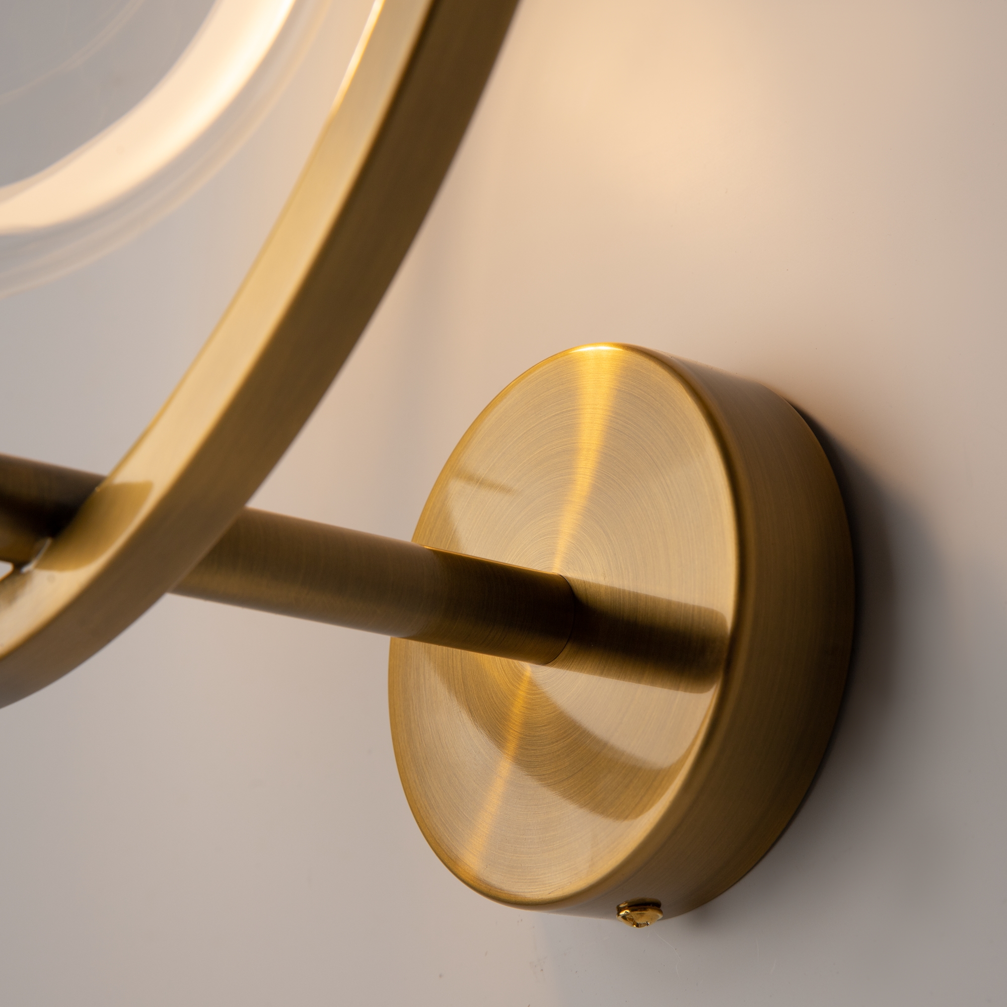 Дополнительная картинка Настенный светильник (бра) Maytoni MOD327WL-L5BS3K1