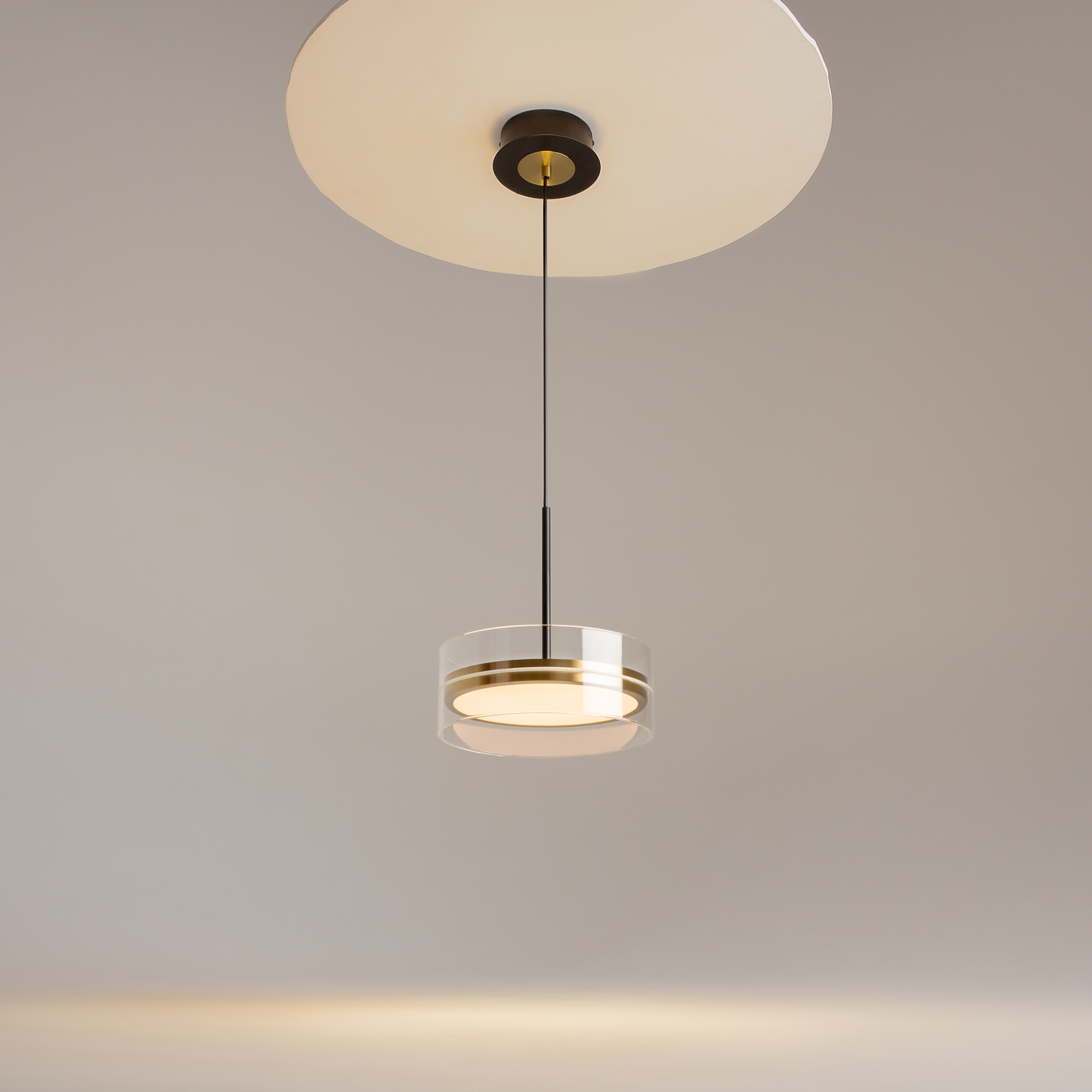 Дополнительная картинка Подвесной светильник Maytoni MOD348PL-L18BBS3K