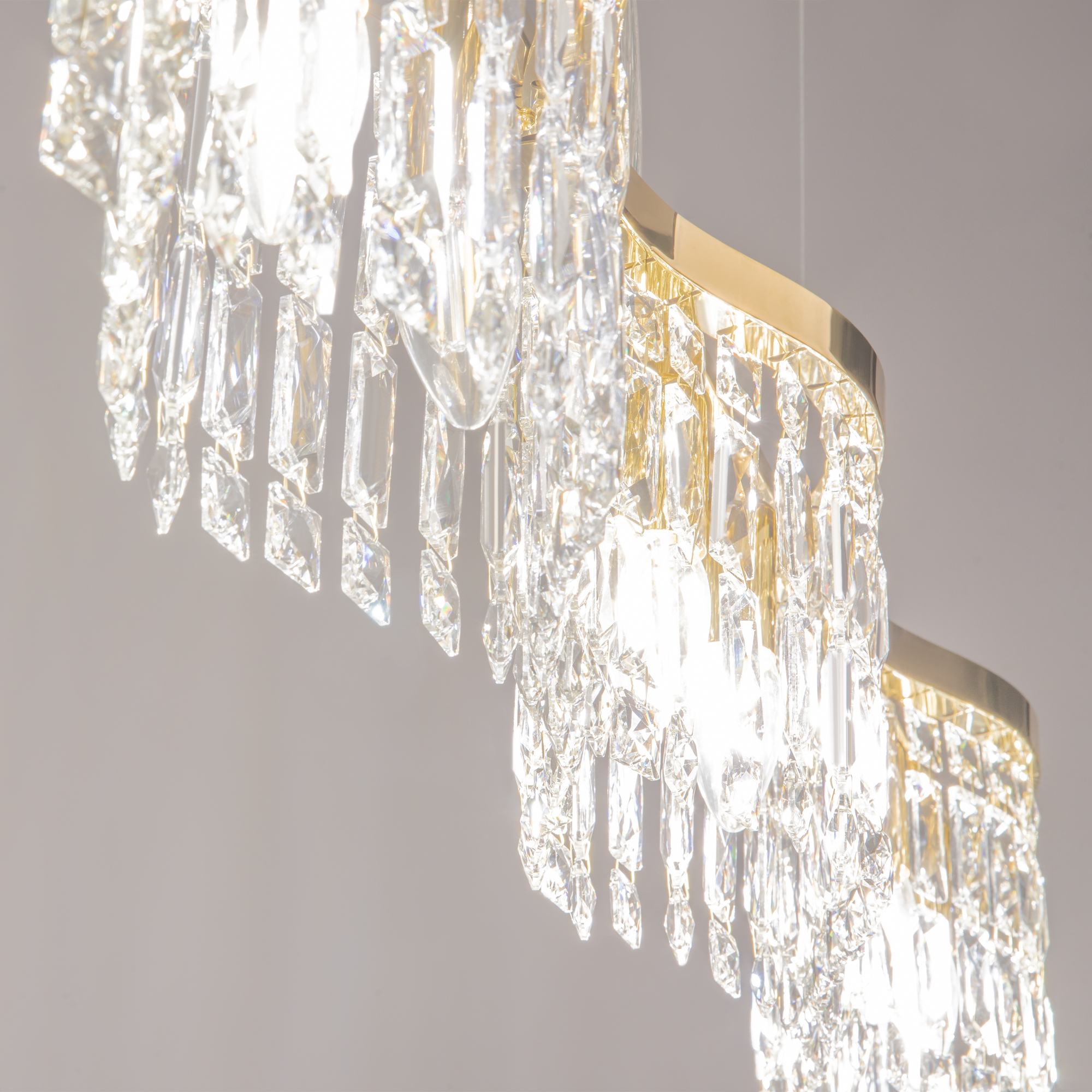 Дополнительная картинка Подвесной светильник Maytoni DIA005PL-06G