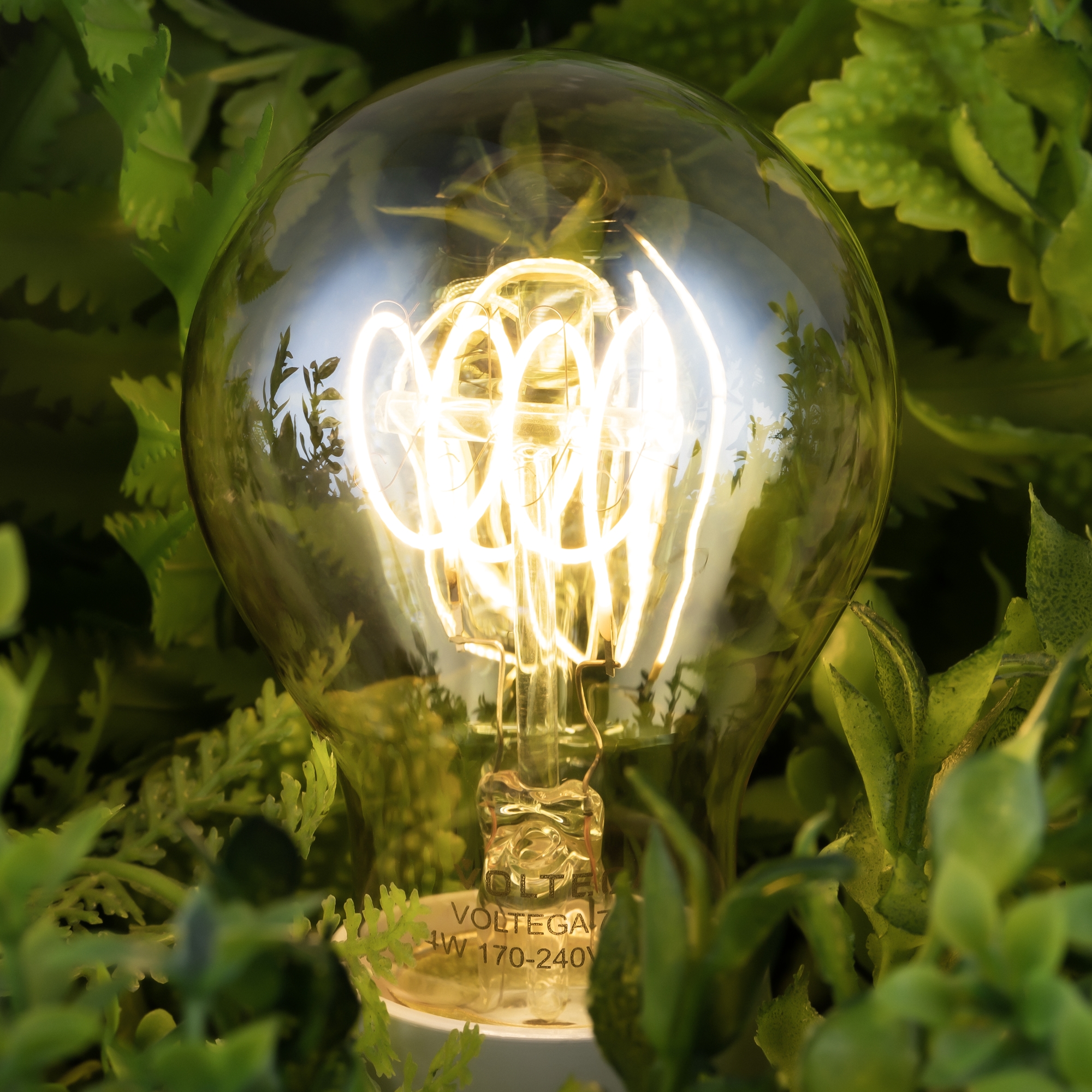 Картинка Лампа светодиодная диммируемая Voltega 7078