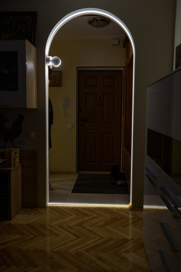 Дополнительная картинка Бра Crystal Lux  027W WH 1400/442