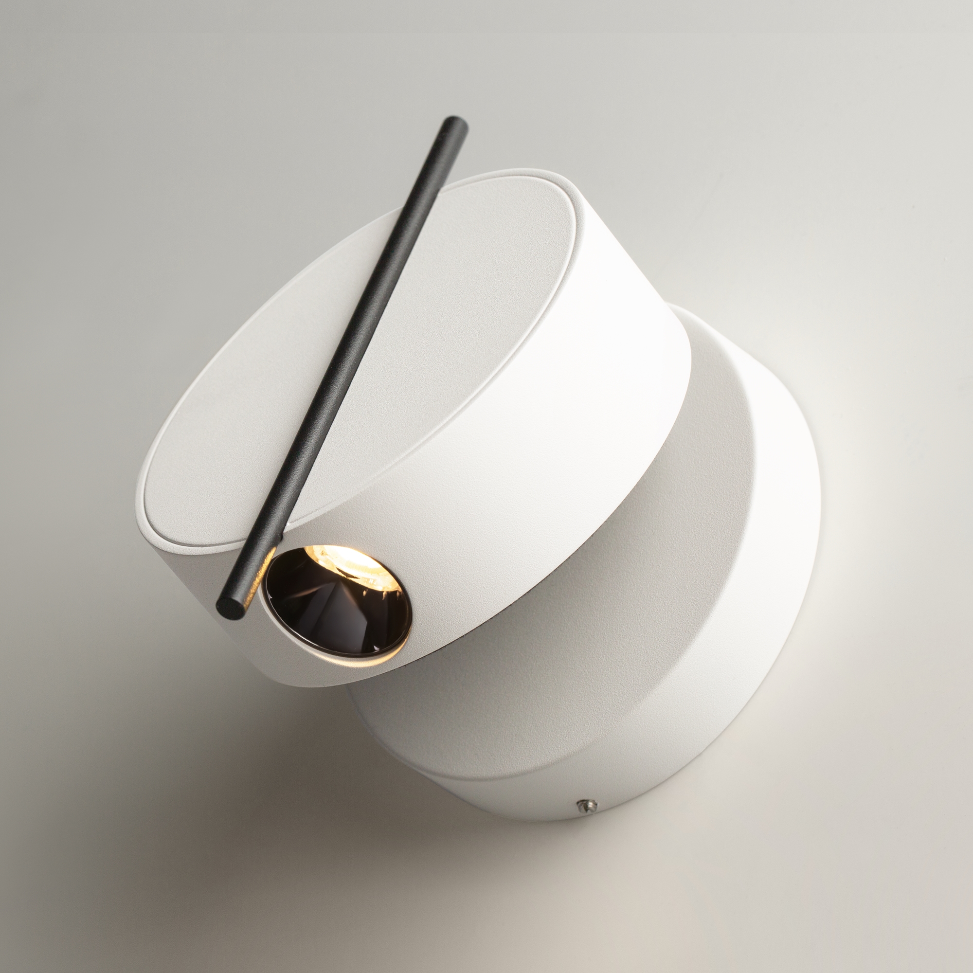 Дополнительная картинка Настенный светильник (бра) Maytoni MOD180WL-L4W3K