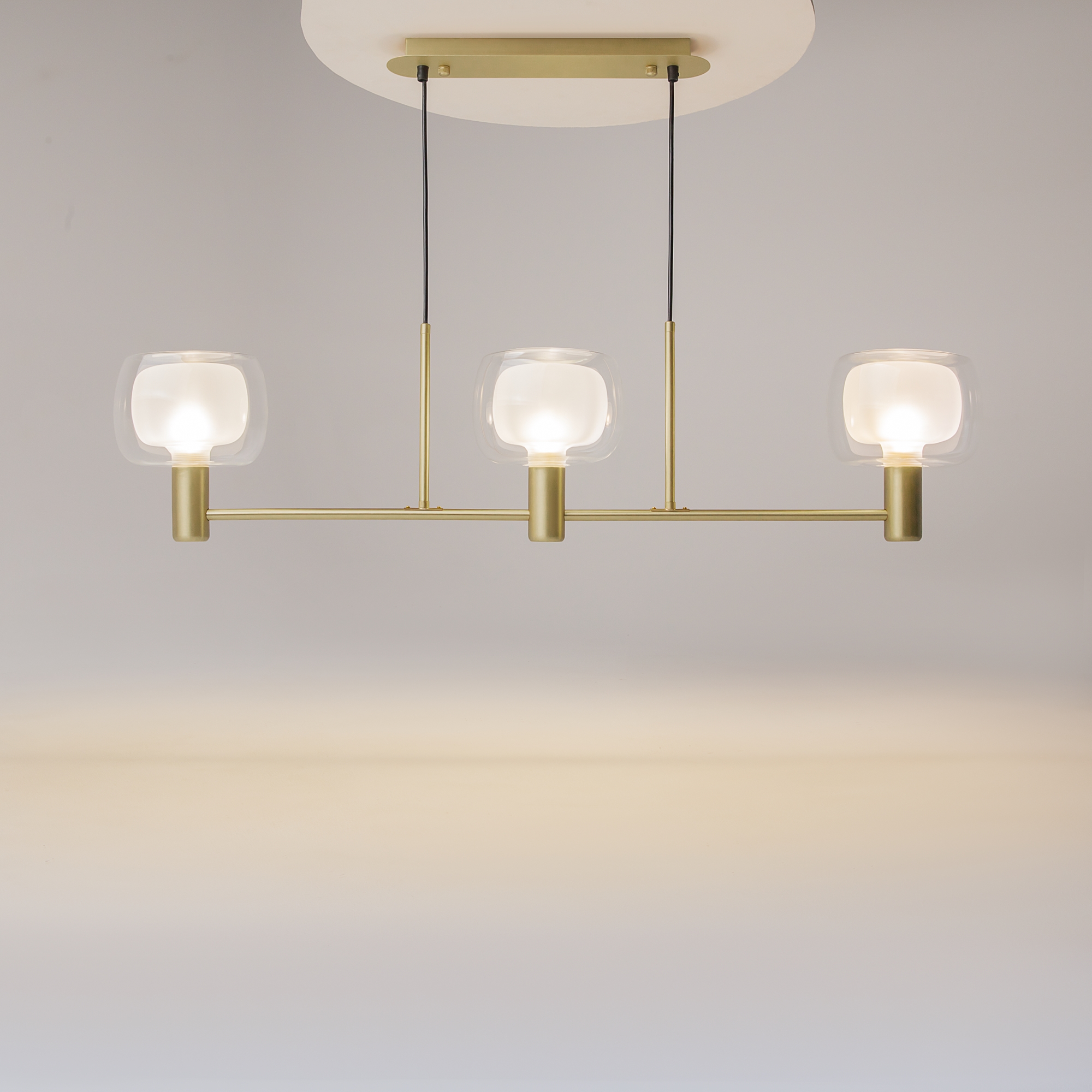 Дополнительная картинка Подвесной светильник Maytoni MOD411PL-03G