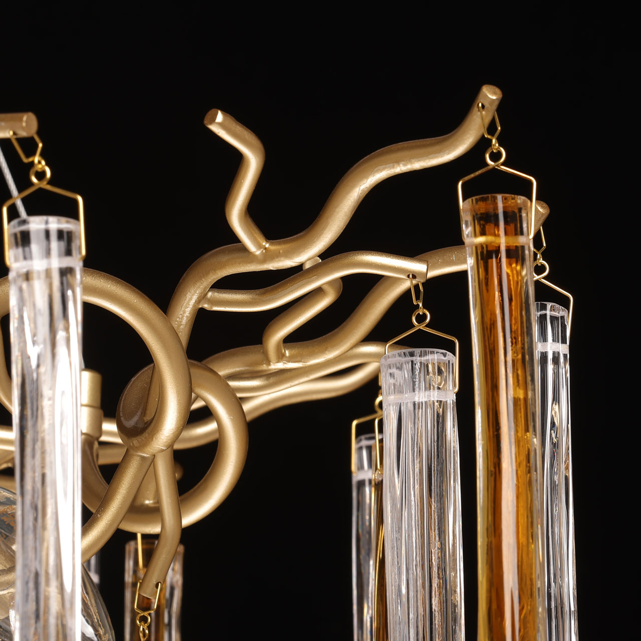 Дополнительная картинка Люстра MW-Light Лайма 467010808