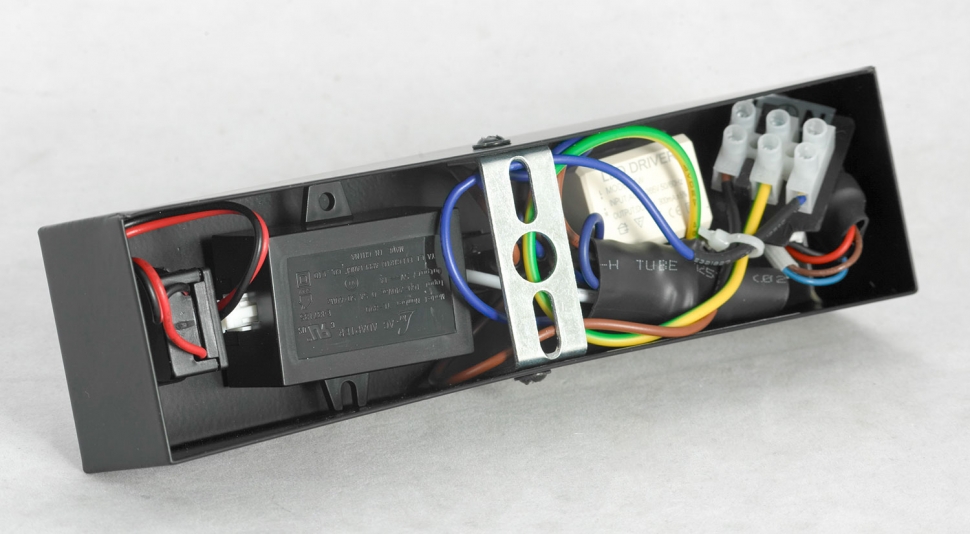 Дополнительная картинка Светодиодный спот Lussole Lgo Cozy LSP-8242