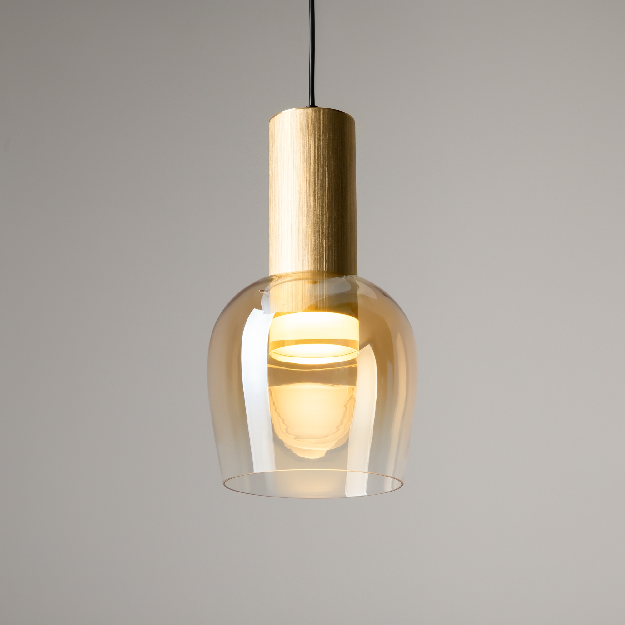 Дополнительная картинка Подвесной светильник Maytoni MOD414PL-L7G3K