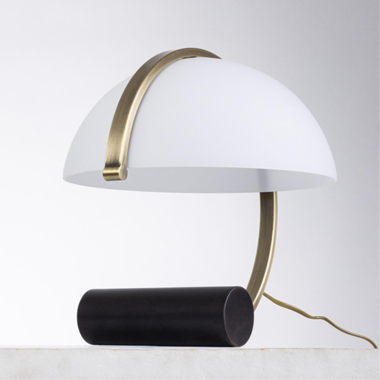 Дополнительная картинка Настольный светильник Arte Lamp BRAVA A5056LT-1AB