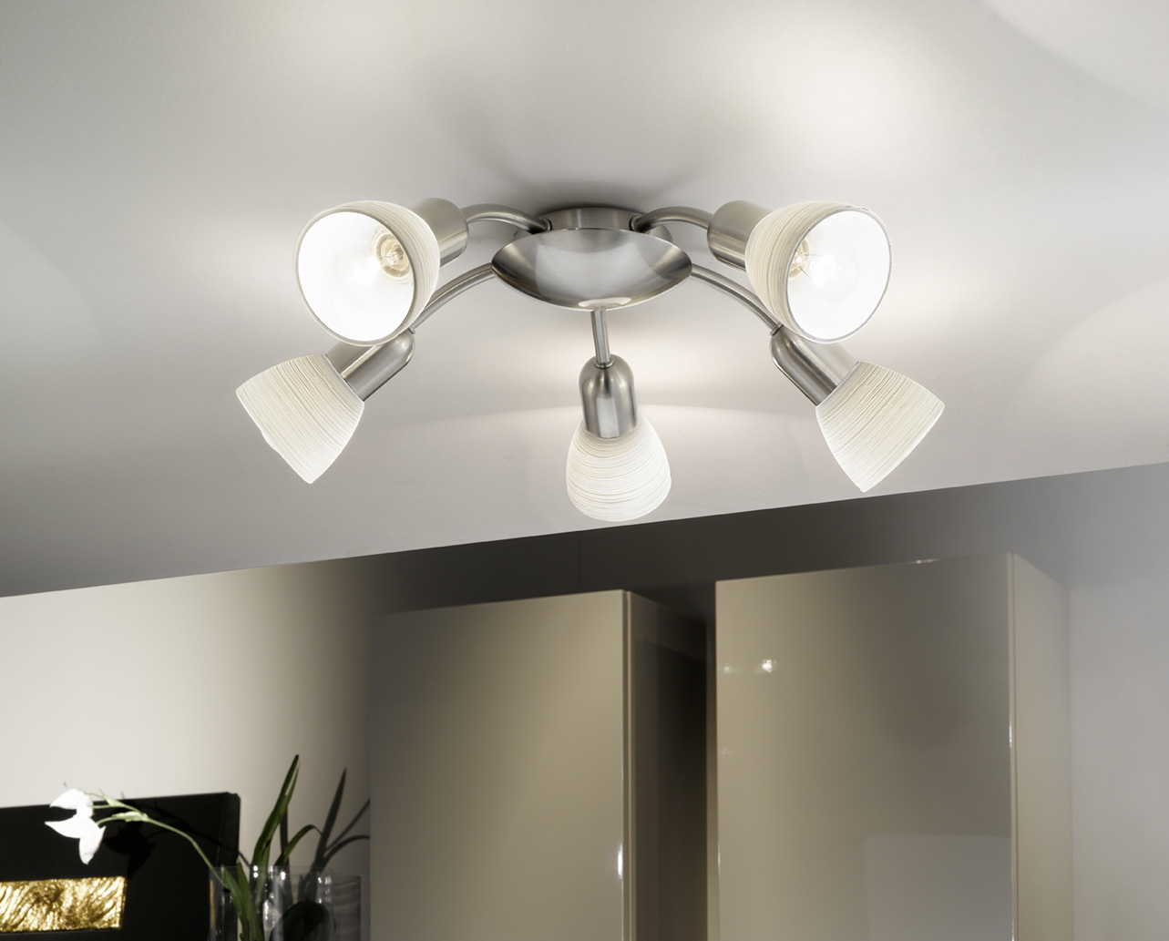 Картинка Потолочная люстра Eglo Dakar 1 88476