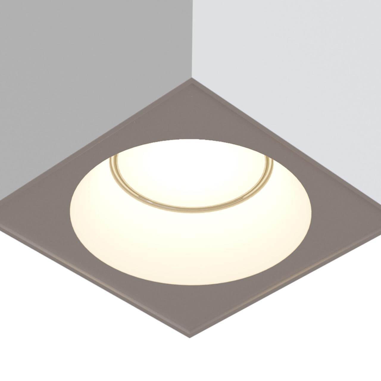 Дополнительная картинка Потолочный светильник Maytoni Sirius C030CL-01W