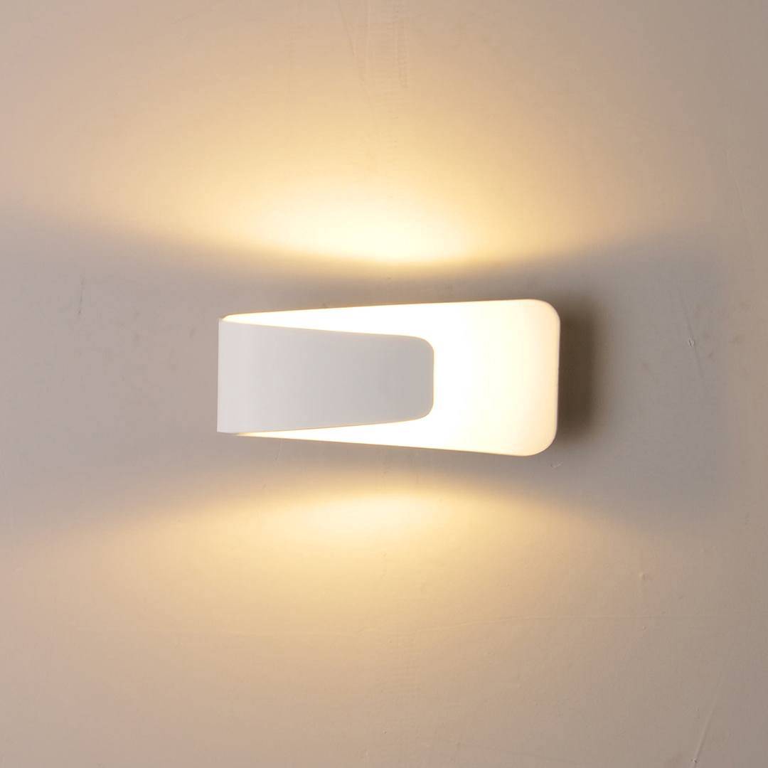 Настенный светильник SWG PIRA